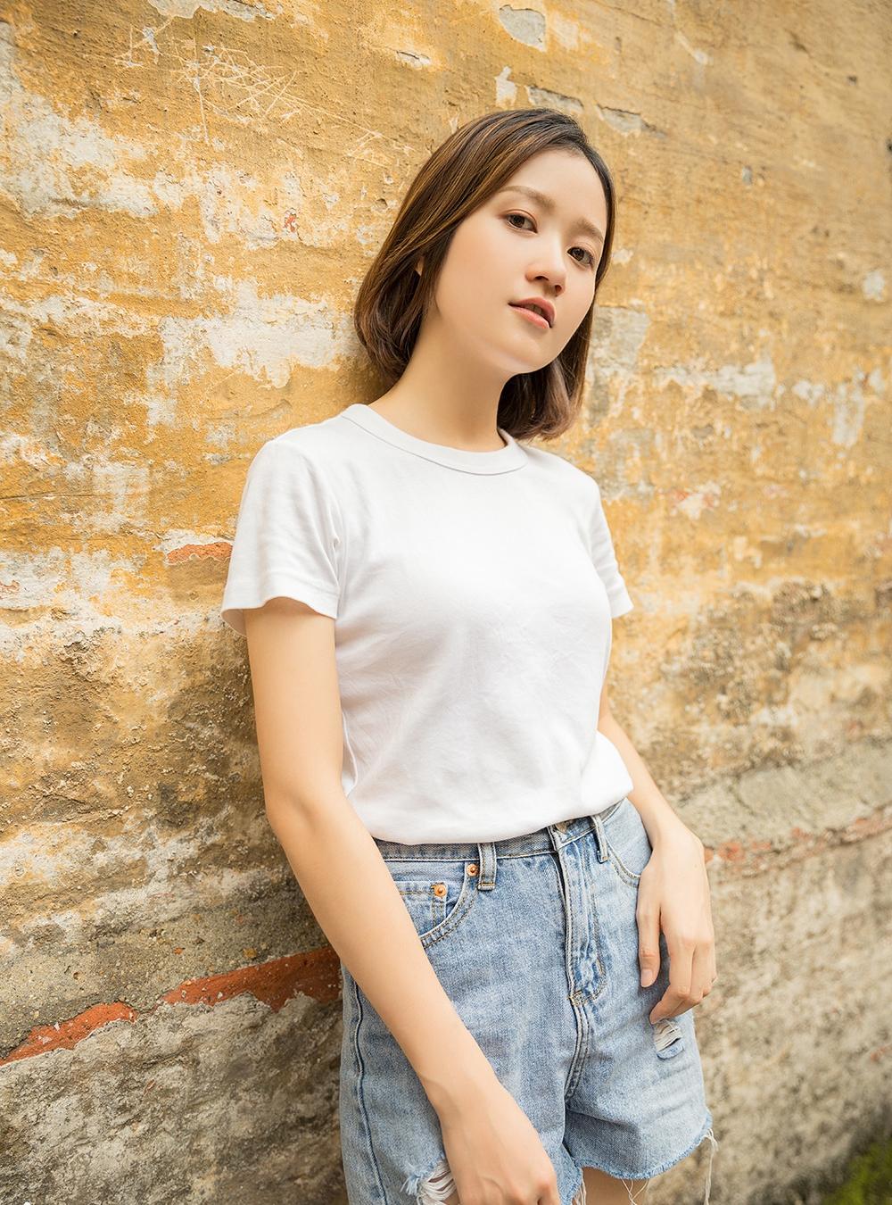 外出旅游10个拍照姿势,学会这样拍,既有美感又能很上镜