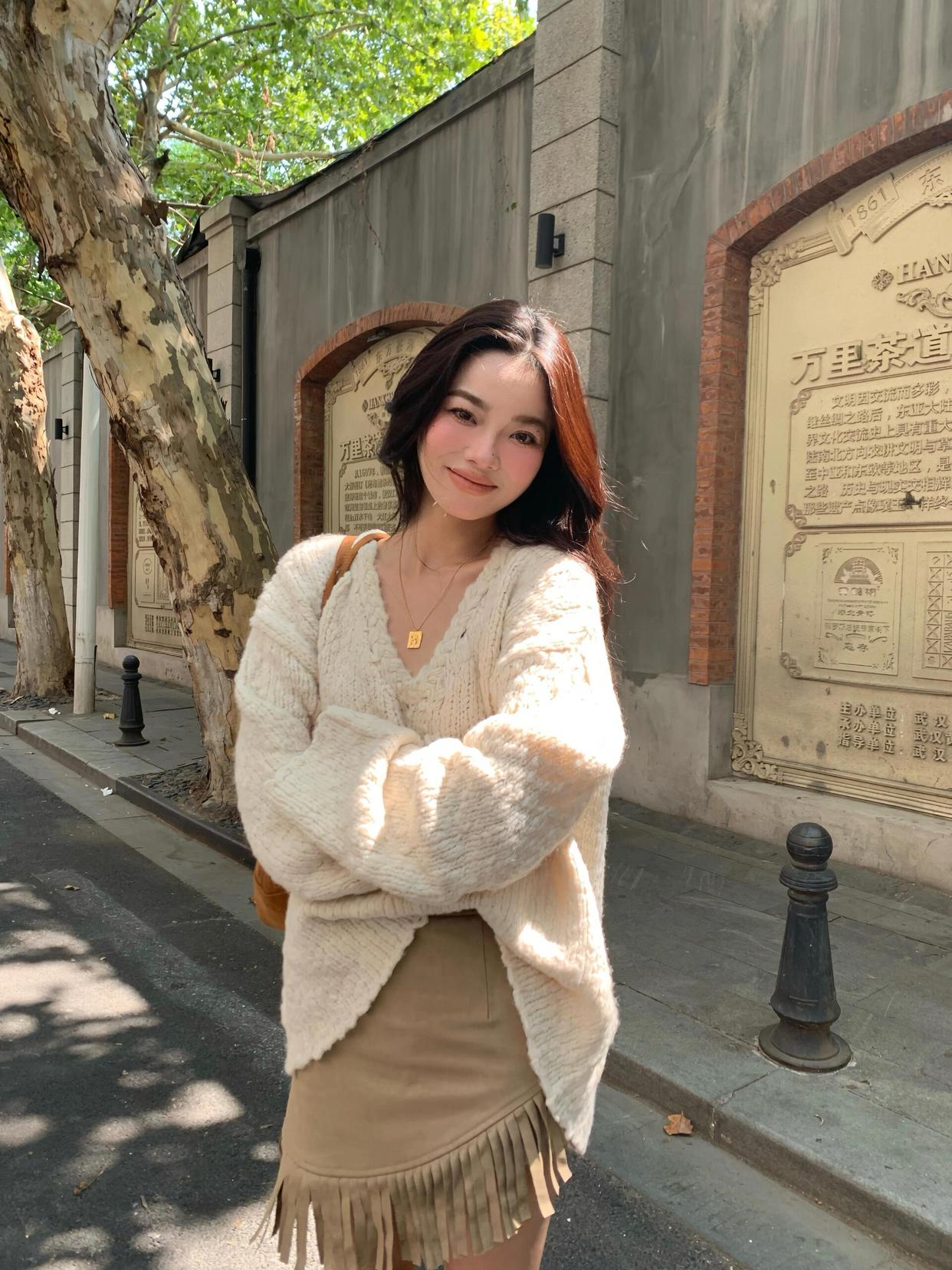 街边拍照,9个拍照pose,简单好看,又能拍出氛围感