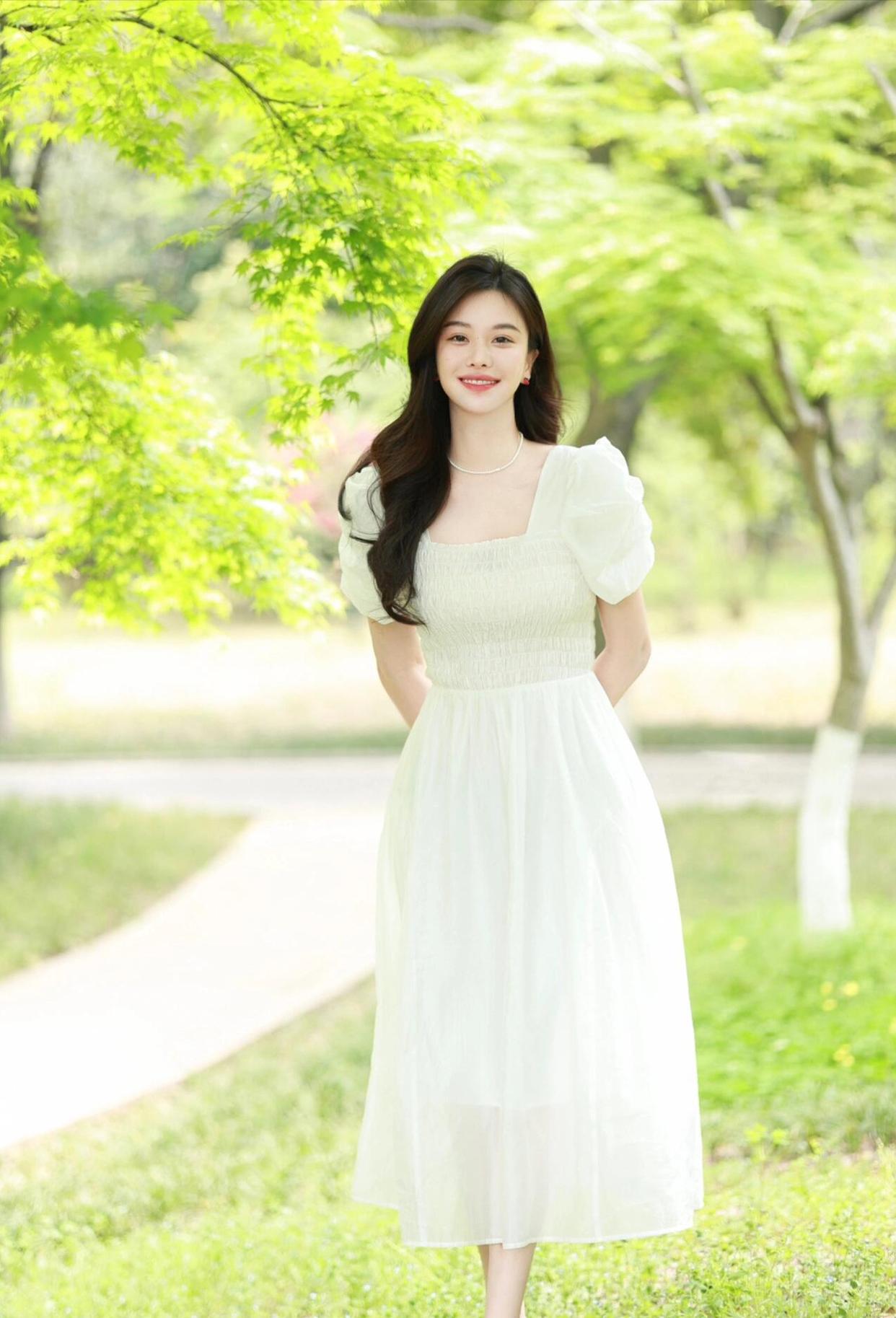 穿裙子拍照,一些拍照技巧,拍照温柔优雅,气质漂亮