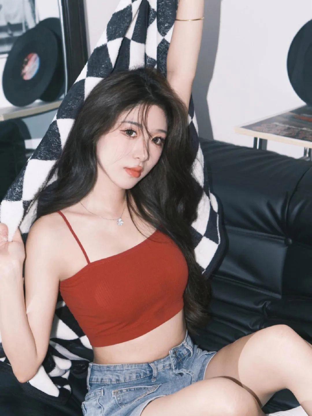 居家室内写真,9个姿势,不出门就能拍,魅力好看身材好