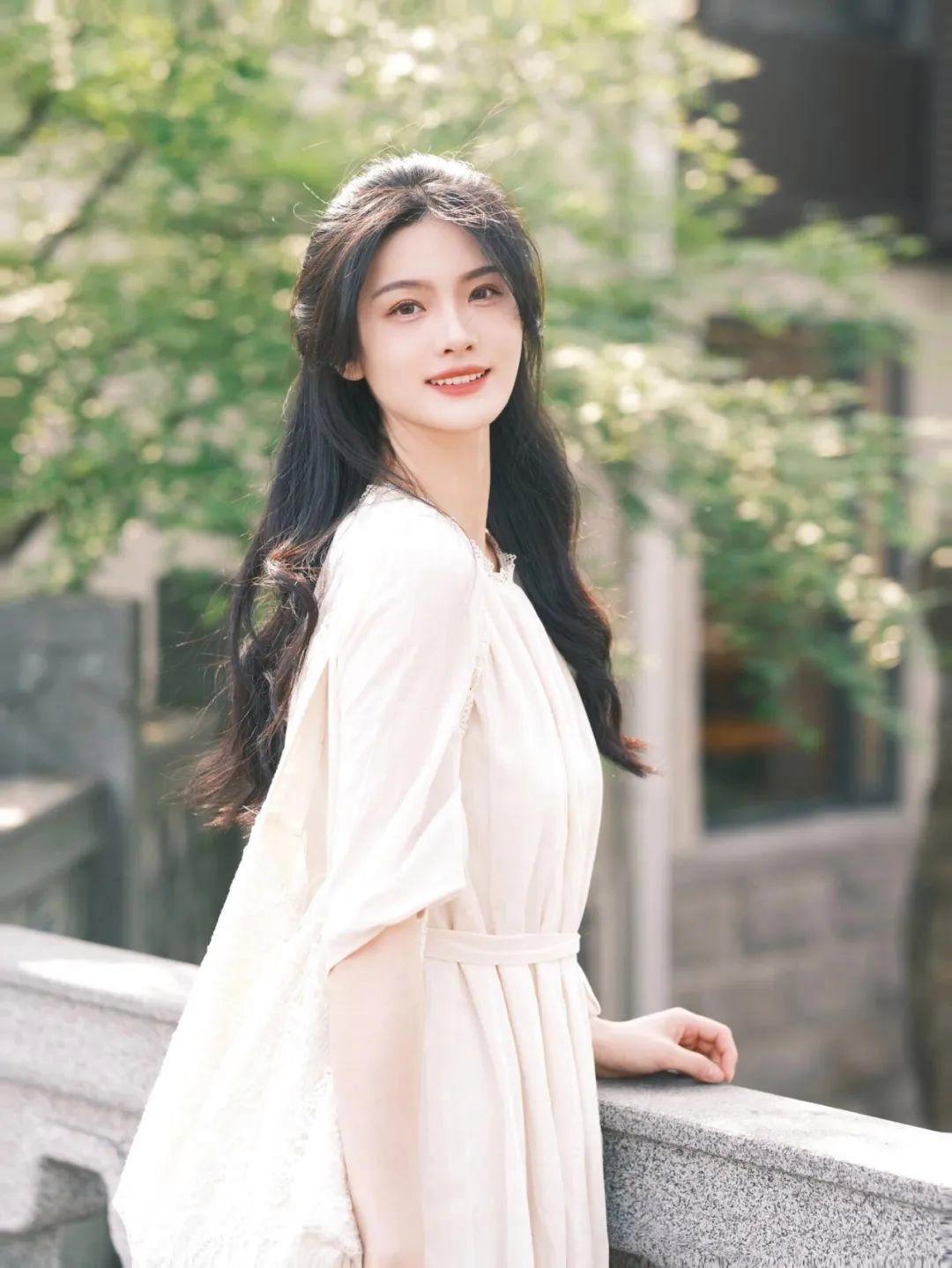 裙子拍照,9个拍照姿势,拍照气质优雅,知性温柔又好看