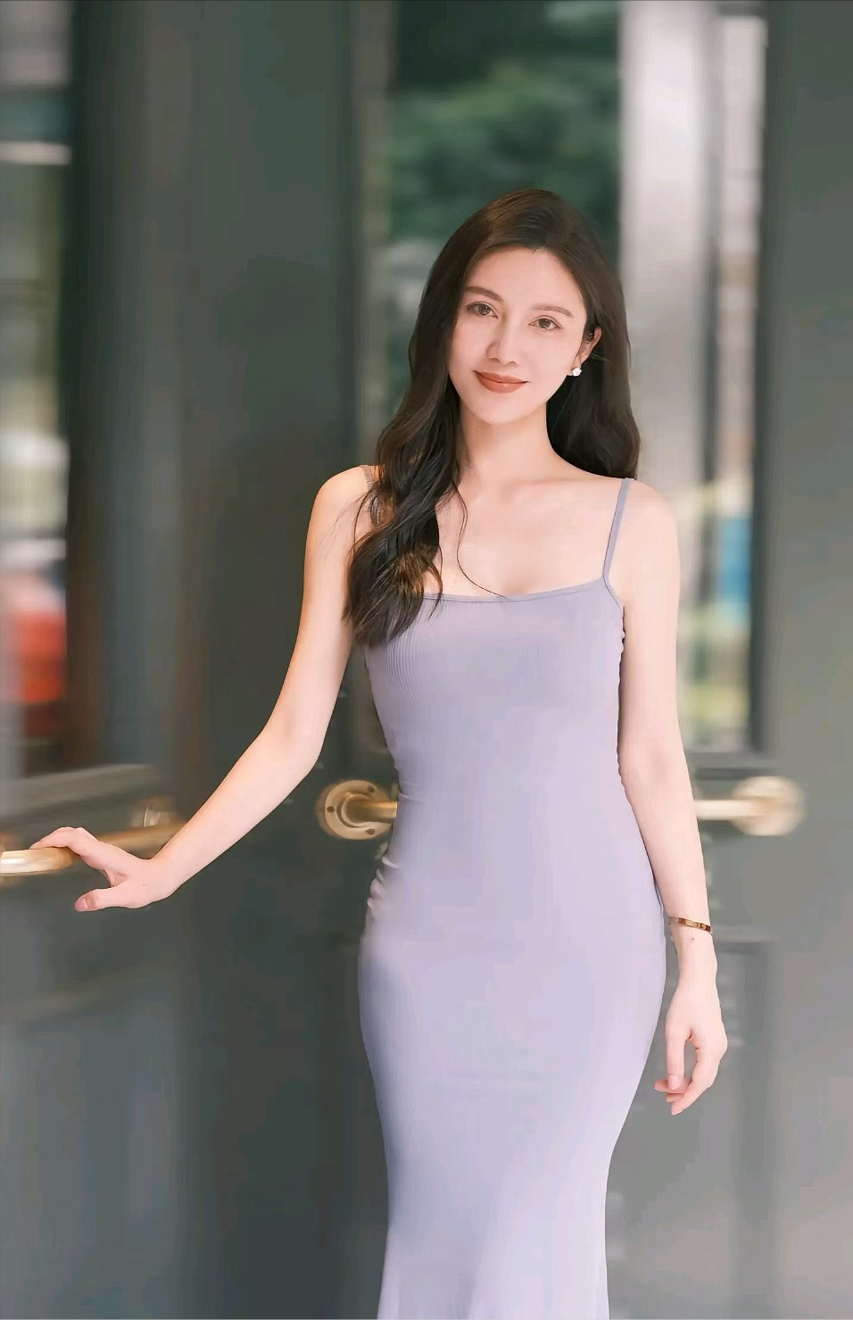 长裙拍照,这些动作可以学,姓感漂亮,拍出大长腿、好身材