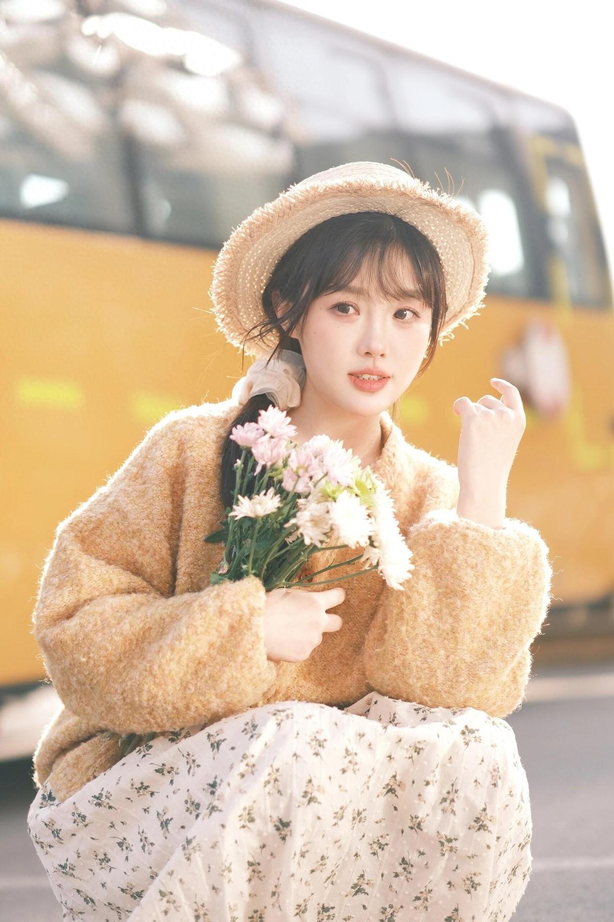 手拿花拍照,掌握几个拍照技巧,手拿花轻松拍美照