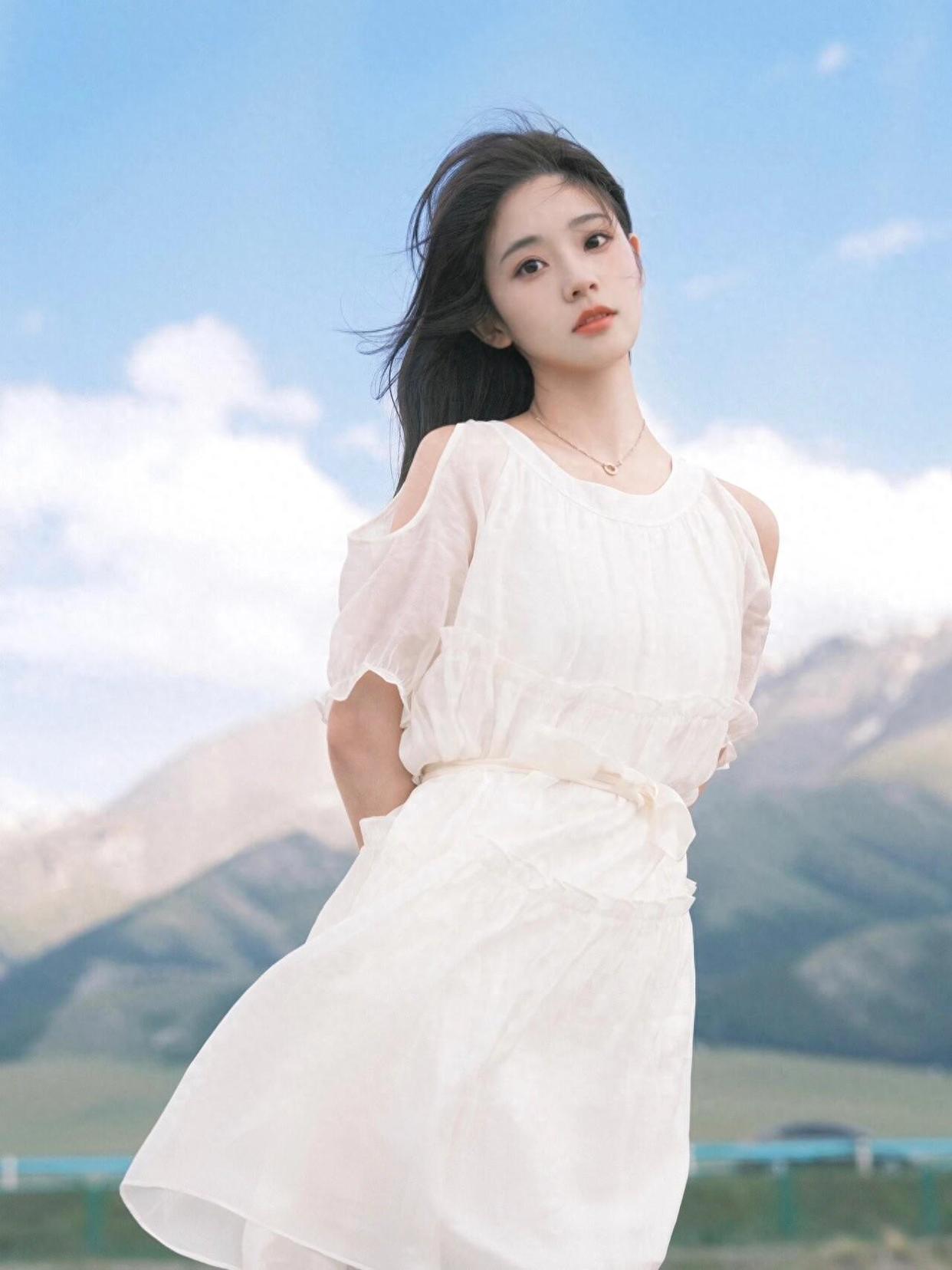 踏青爬山拍照,8个姿势,让你外出踏青拍美照