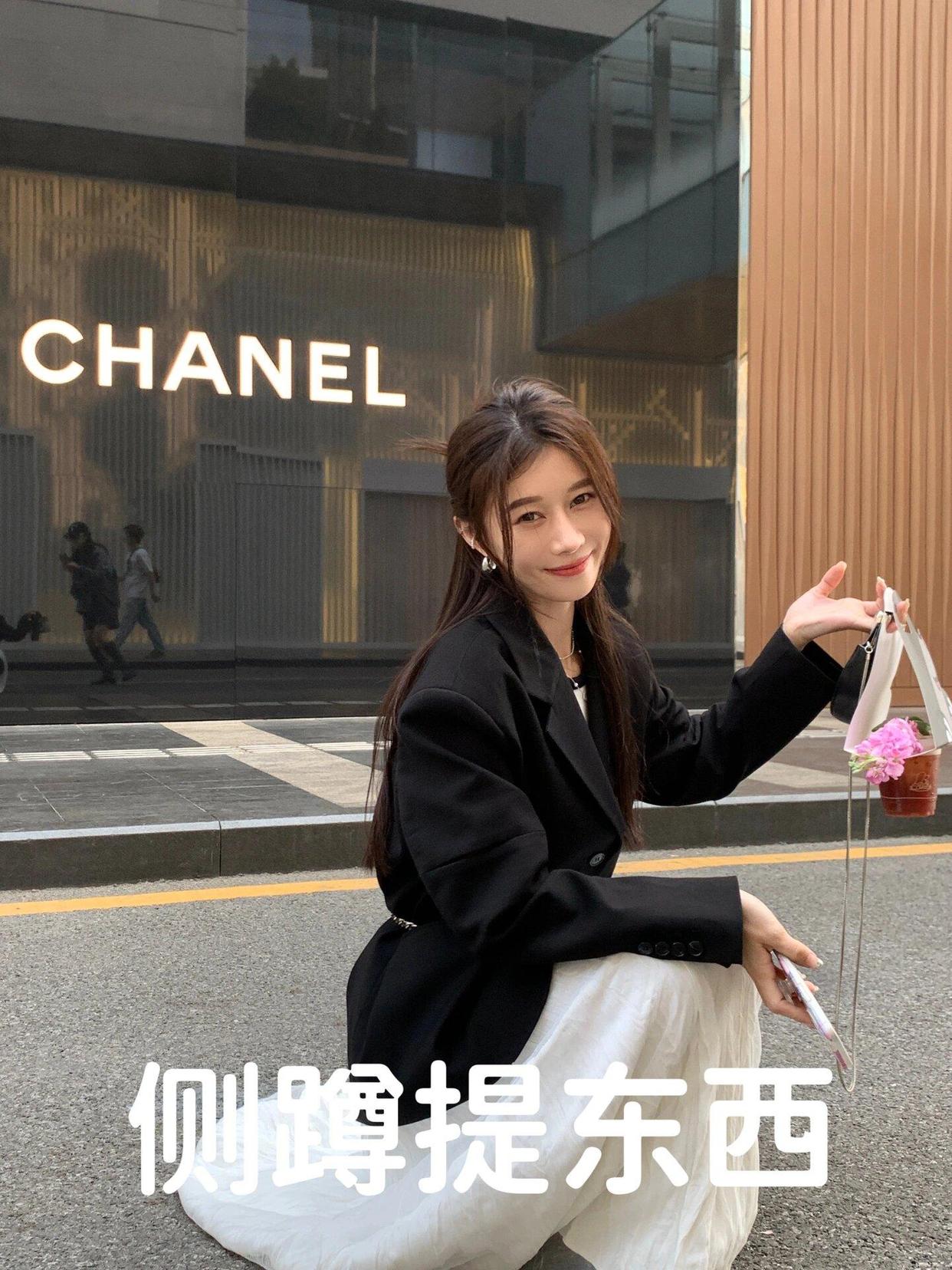 拍照缺乏自信怎么办?女生这样拍照,拍出自信和美丽