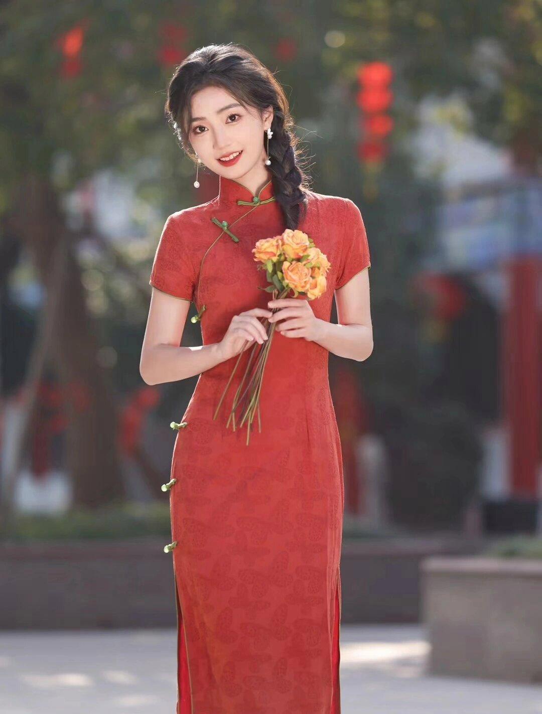 旗袍拍照9个姿势,简单易学,拍照气质又漂亮