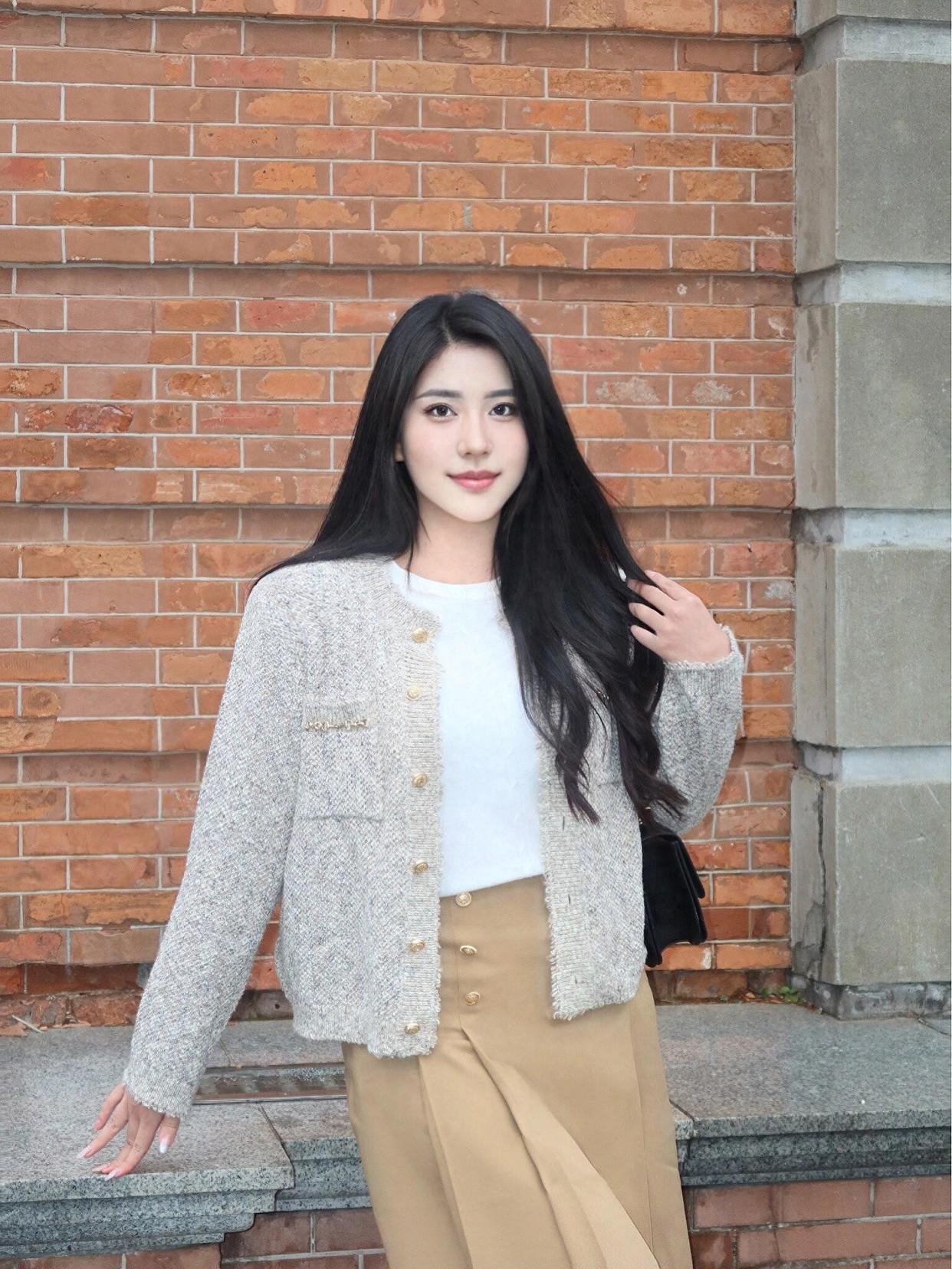 别比剪刀手,9个旅行拍照姿势,这样拍自然又好看