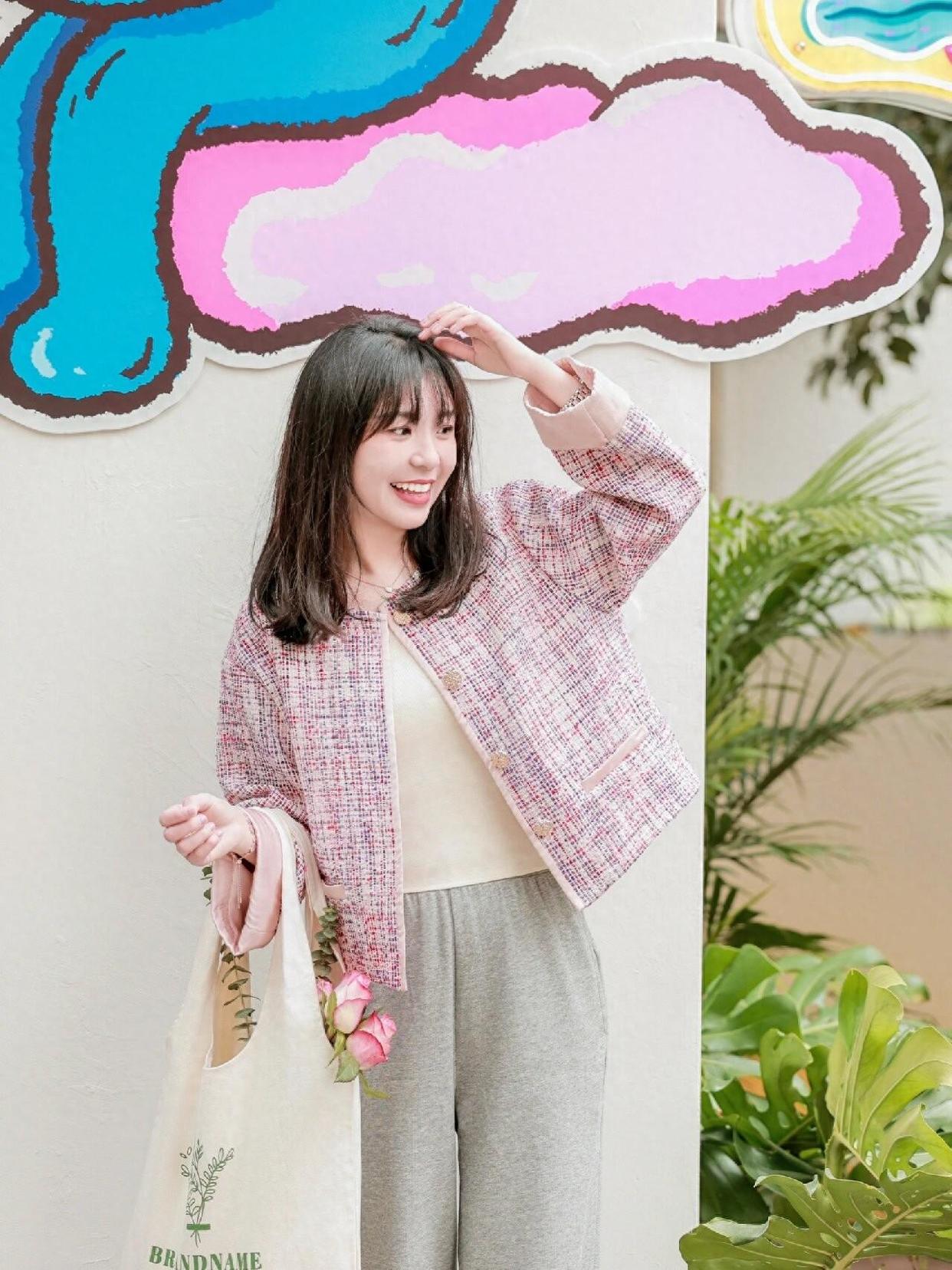 万能拍照姿势,学好8个,轻松拍出松弛感美照