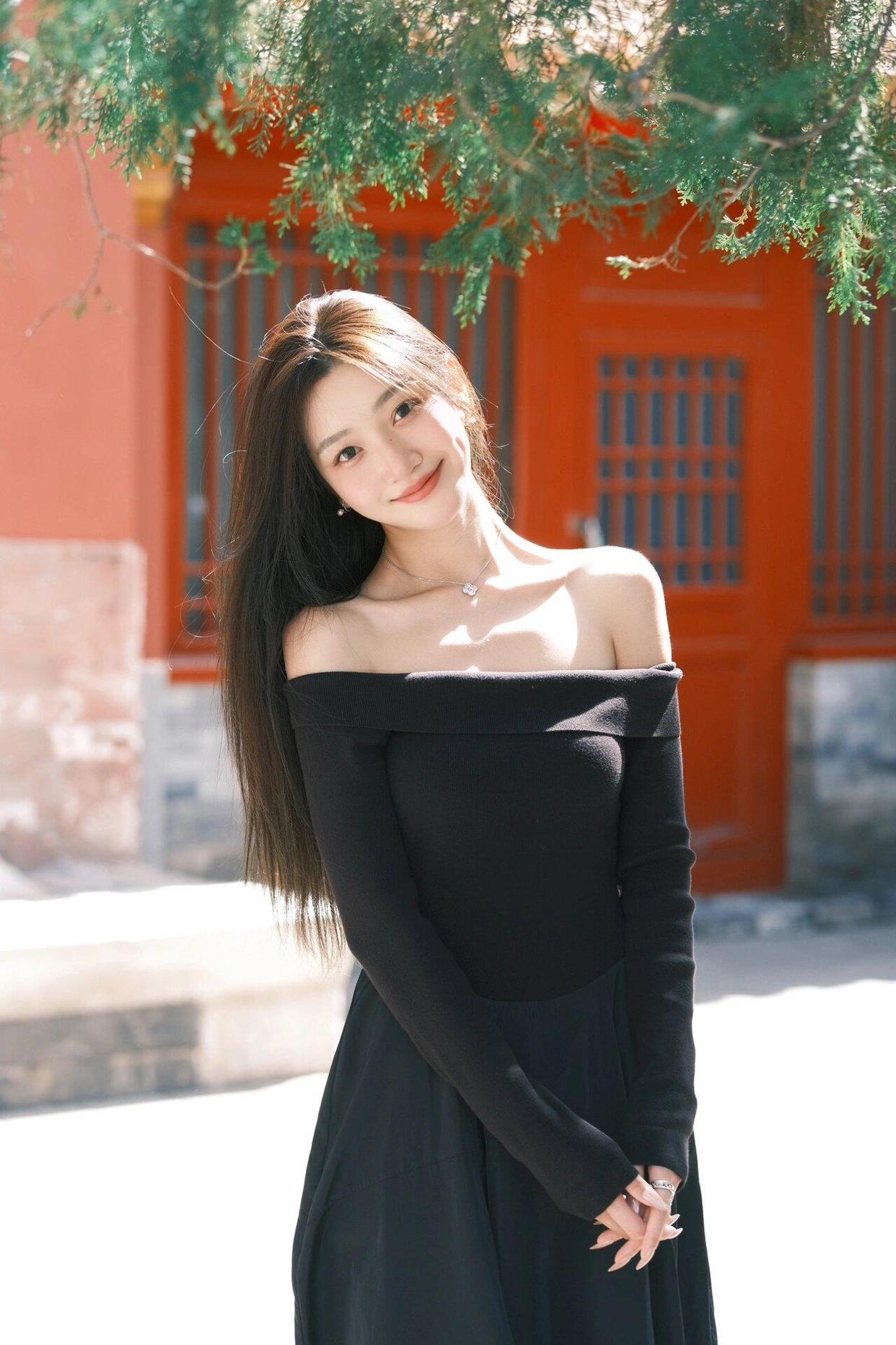 12个关于笑的拍照姿势,拍照这样笑,笑容让人忘不掉