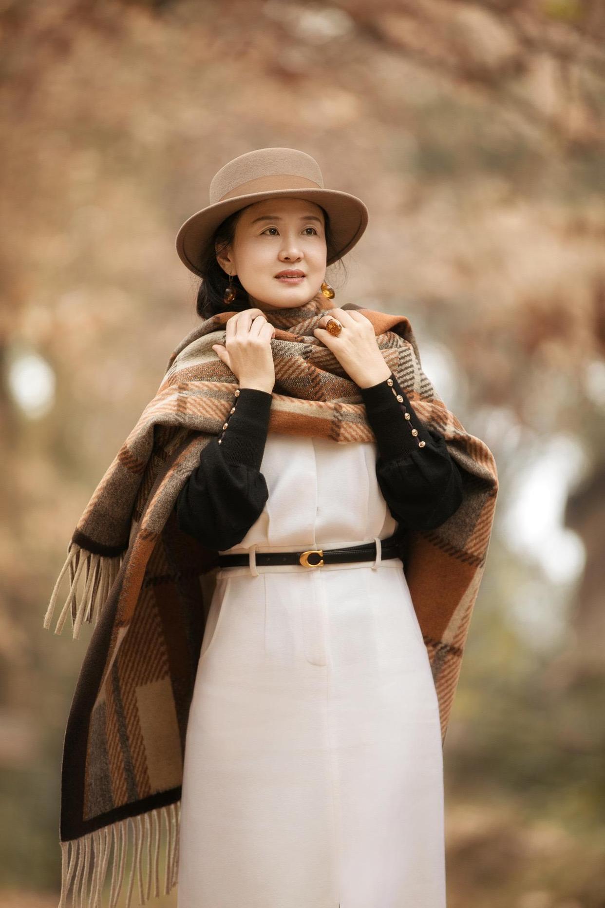 姐姐拍照,这些简洁利落的姿势,拍照落落大方很优雅