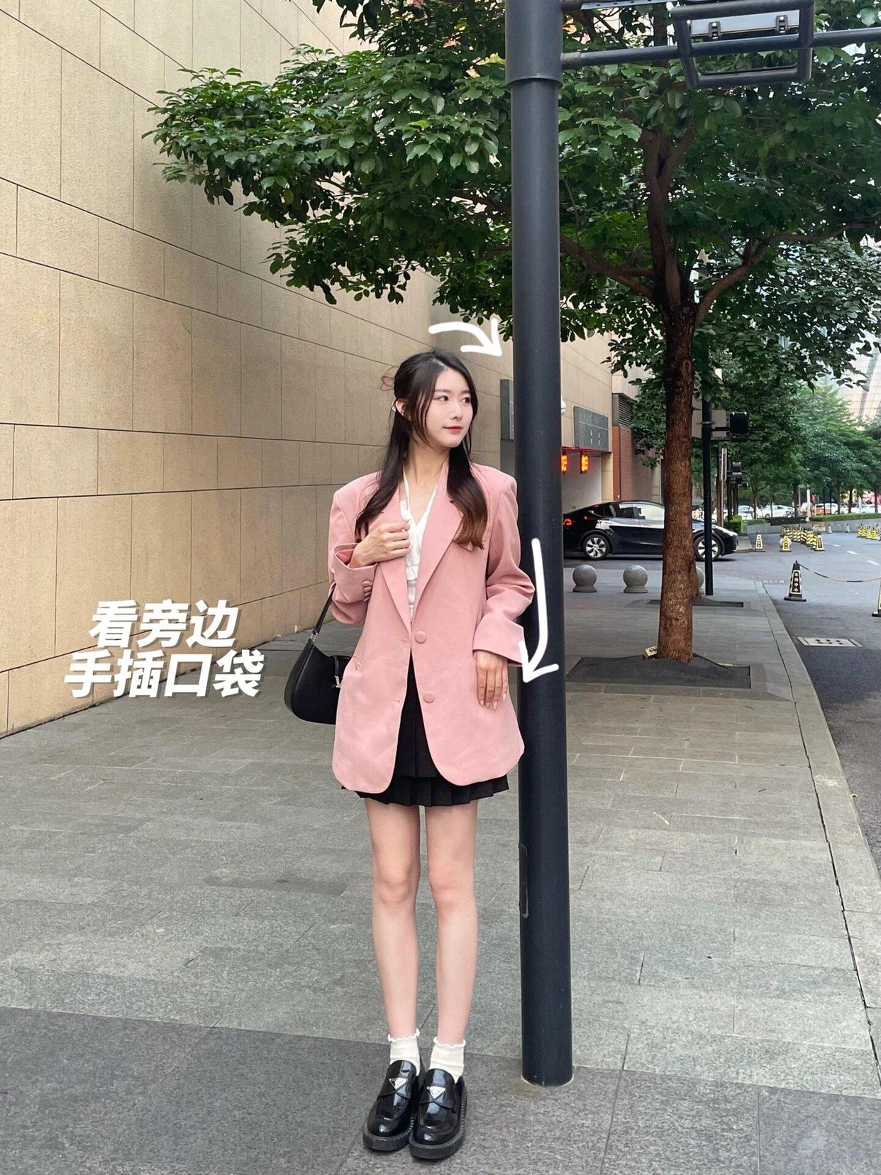 全身照站姿怎么拍,9个姿势,温柔又出片,腿长又好看