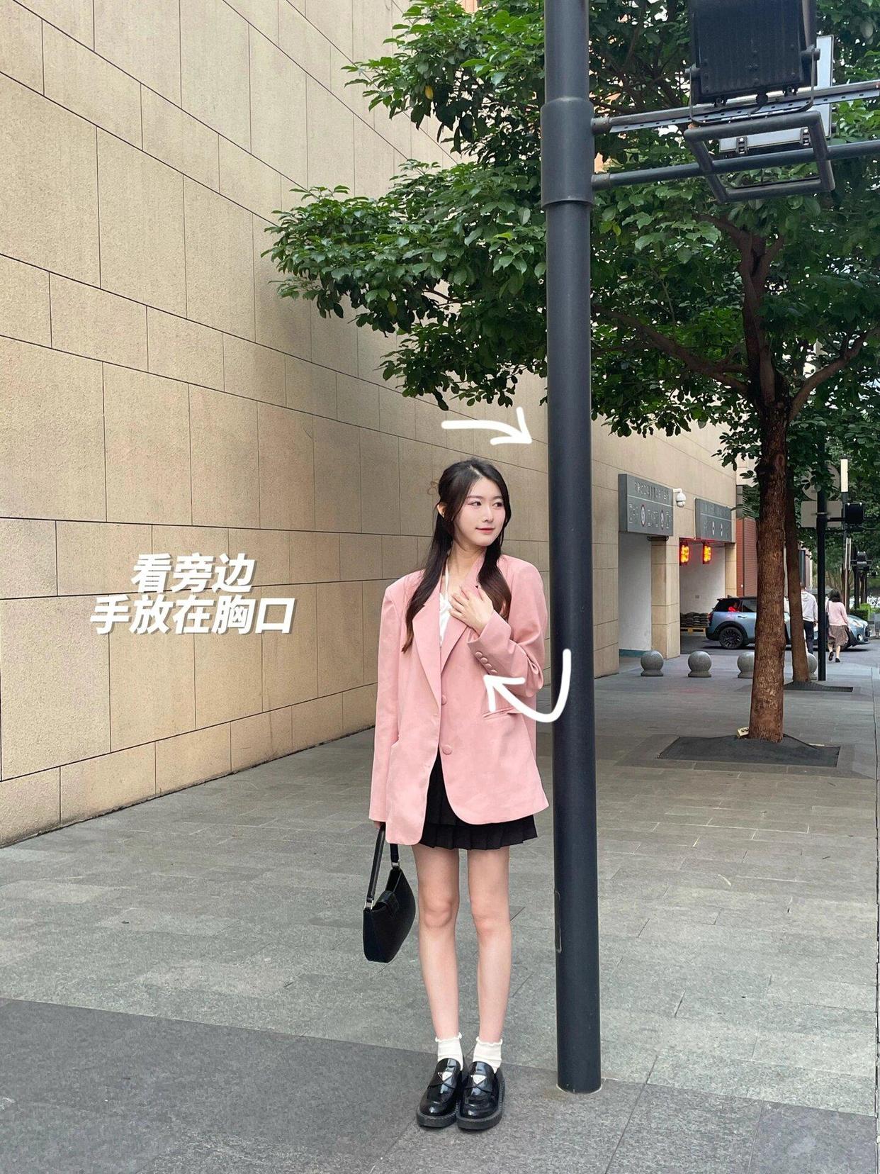 全身照站姿怎么拍,9个姿势,温柔又出片,腿长又好看