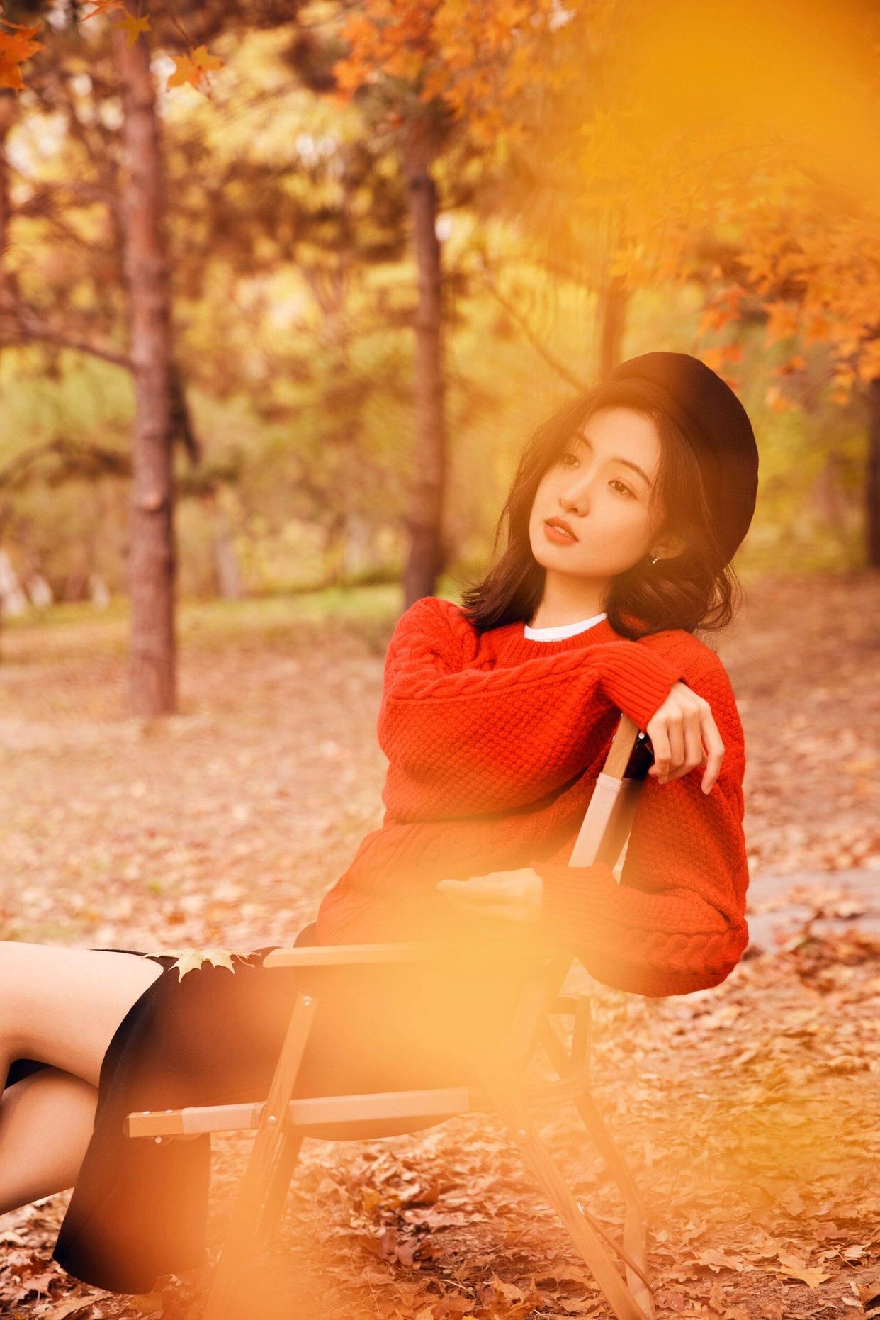 秋天枫叶写真怎么拍,8种拍摄技巧,拍出氛围感写真照