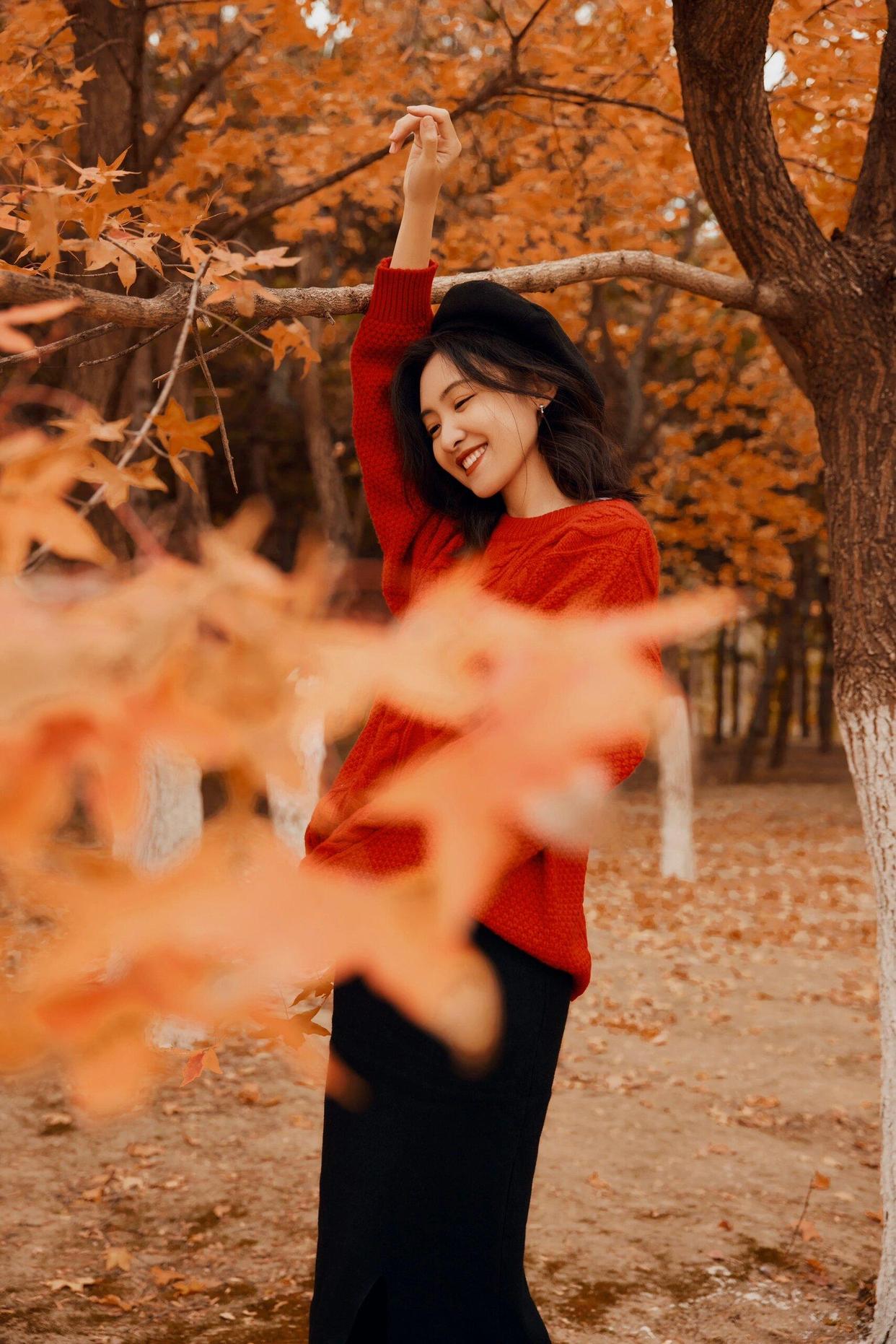 秋天枫叶写真怎么拍,8种拍摄技巧,拍出氛围感写真照