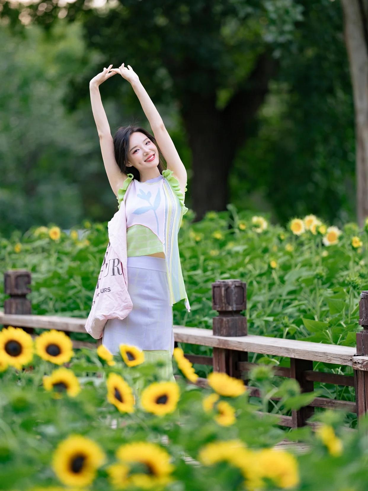 拍好向日葵人像美照,8个技巧很重要,手机拍也能又美又自然