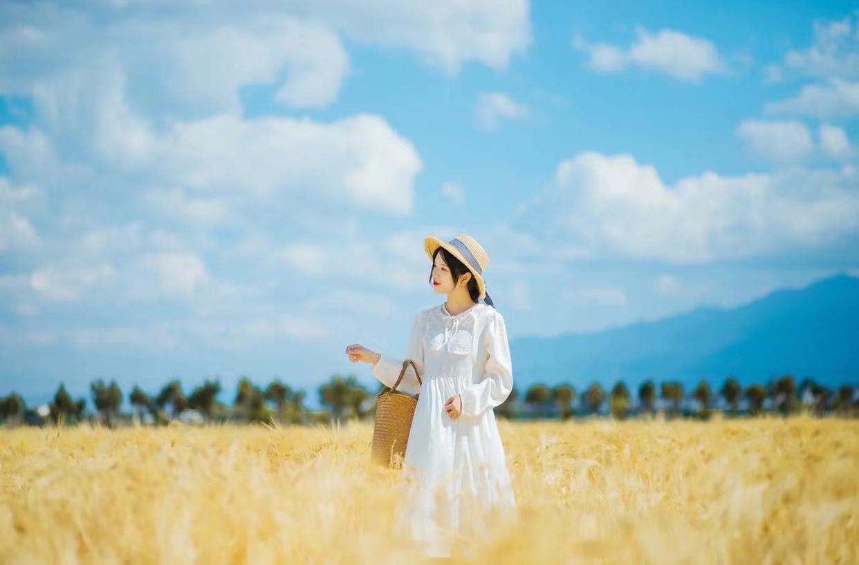 麦田人像摄影,怎么拍才更唯美、漂亮,9个技巧帮你拍美麦田人像