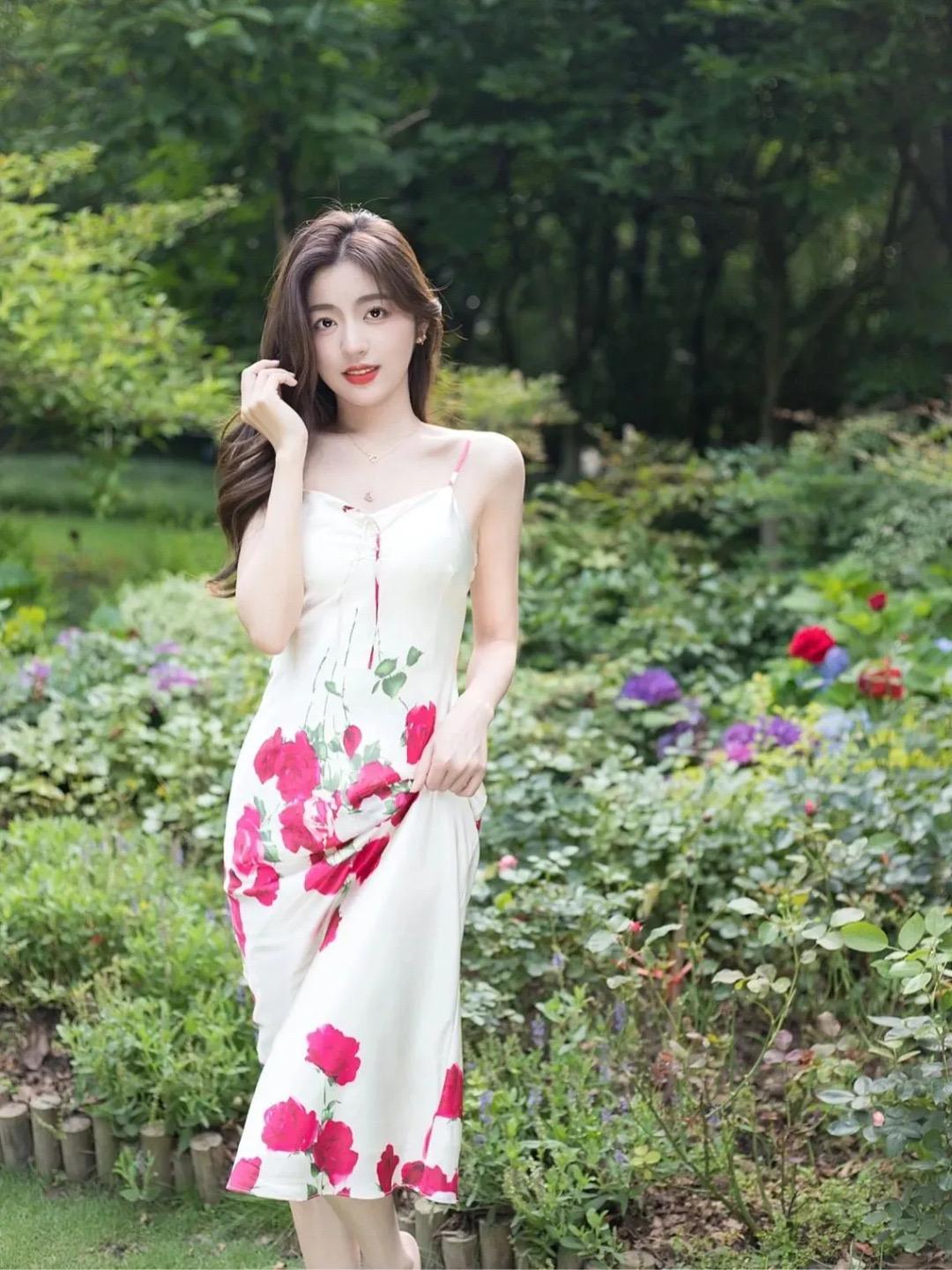 半身照怎么拍才美?这些技巧是关键,帮你拍照上镜又有表现力