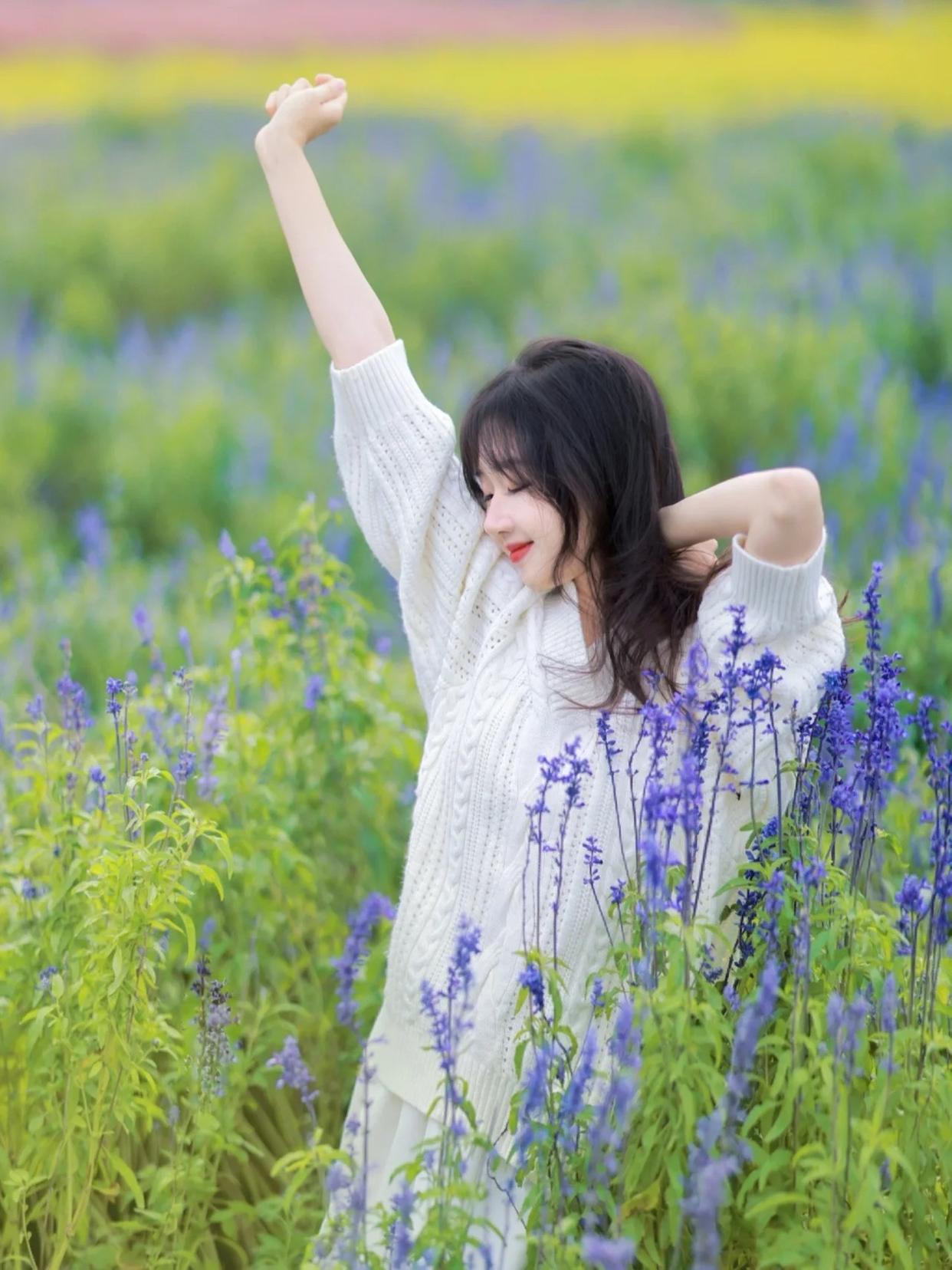 与夏天的花海合影,这份拍摄攻略要收好,拍照人美花也美