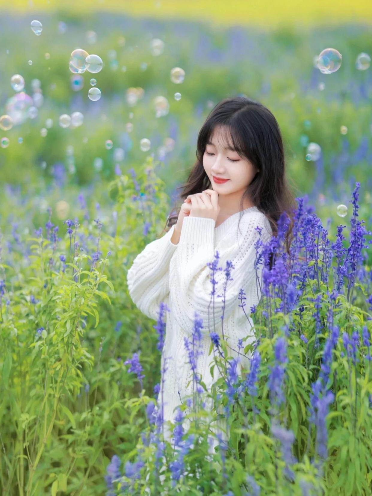 与夏天的花海合影,这份拍摄攻略要收好,拍照人美花也美