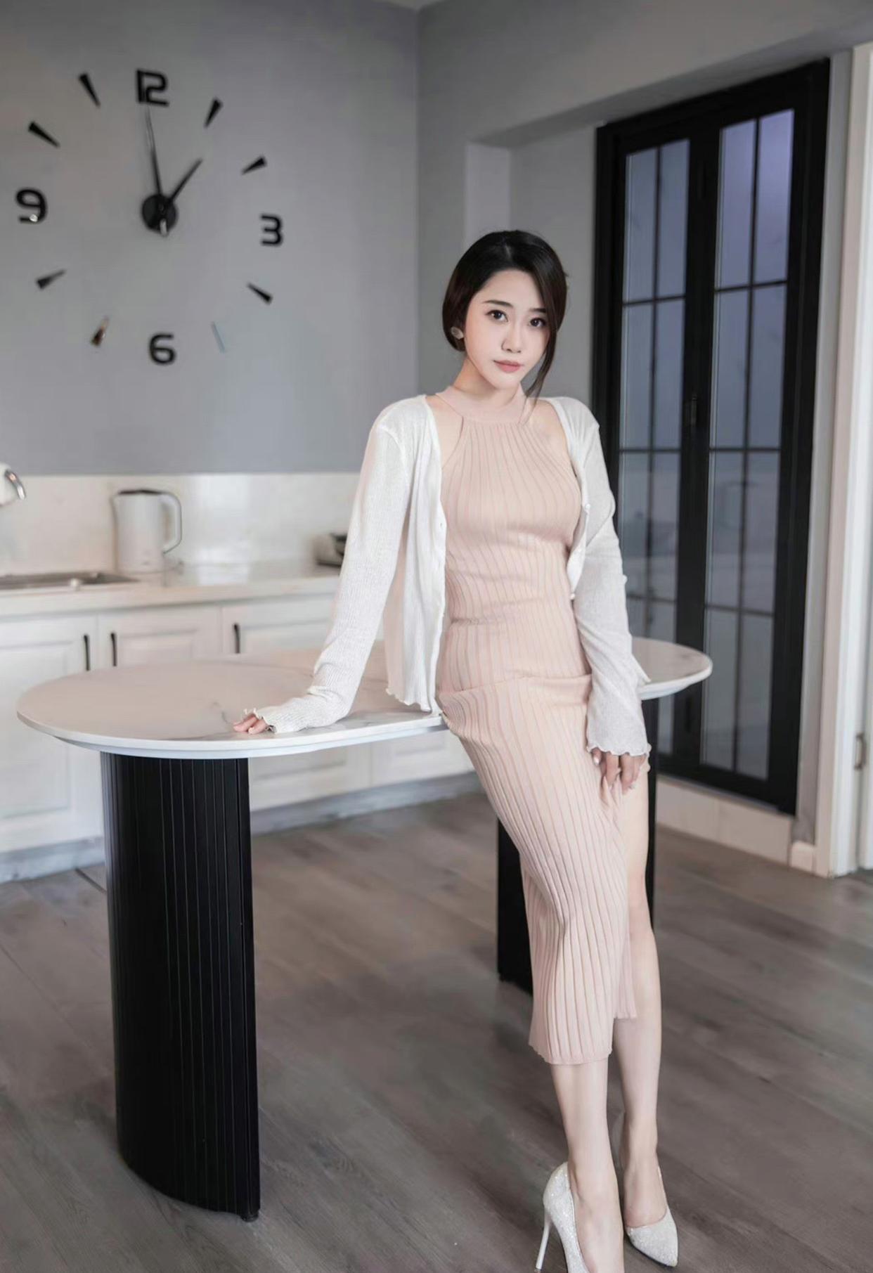 室内室外想拍好看的照片?这些摄影技巧要学会,姿势优美仁像漂亮