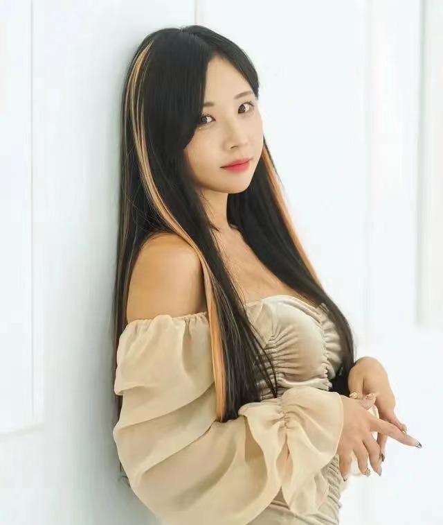 室内室外想拍好看的照片?这些摄影技巧要学会,姿势优美仁像漂亮