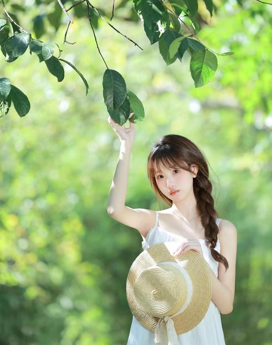 室内室外想拍好看的照片?这些摄影技巧要学会,姿势优美仁像漂亮