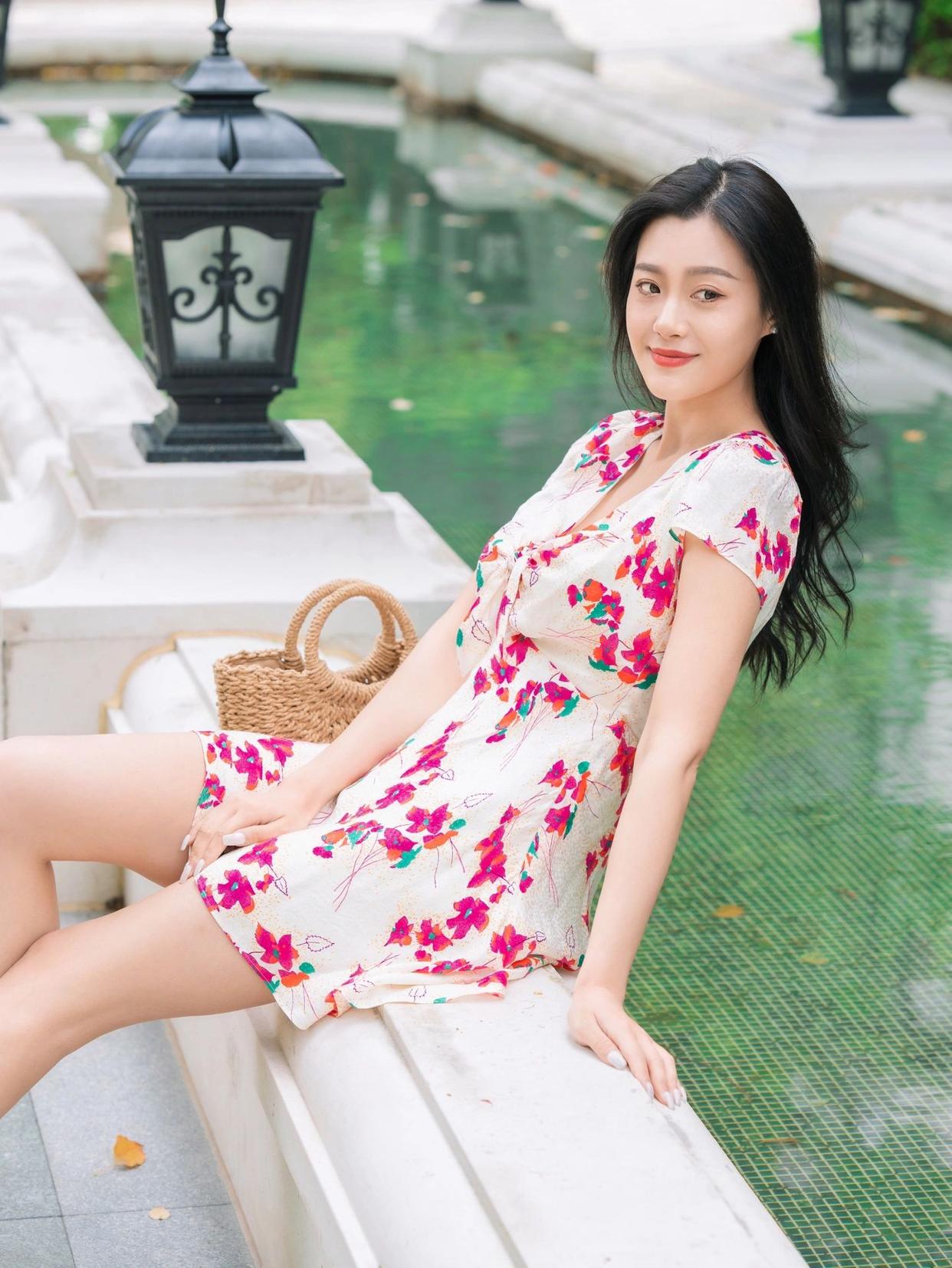 拍苗条显高的照片,记住这些摄影技巧,人像漂亮身材好