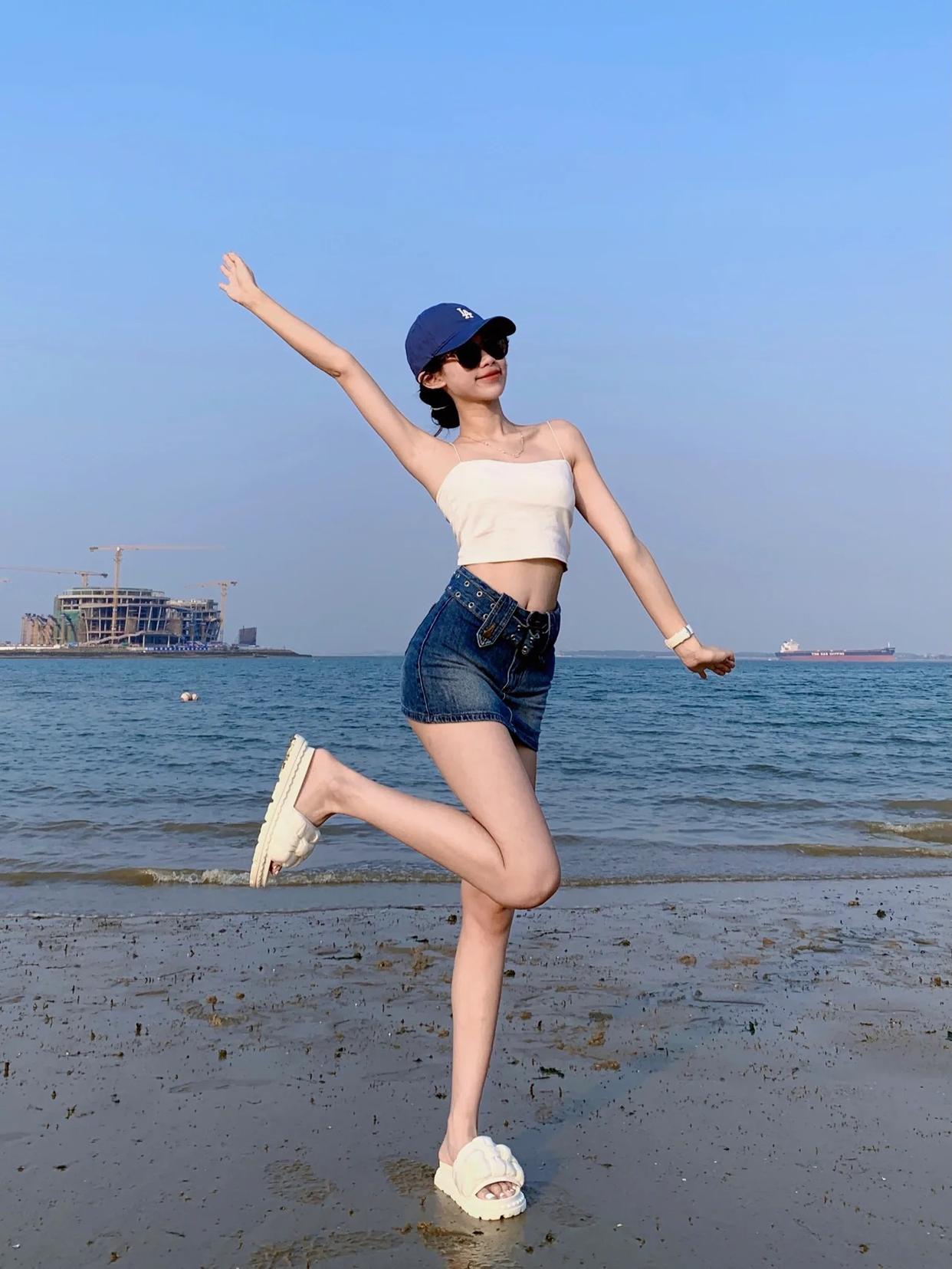 夏天拍全身照,记住这些技巧和要点,拍照又瘦又显好身材