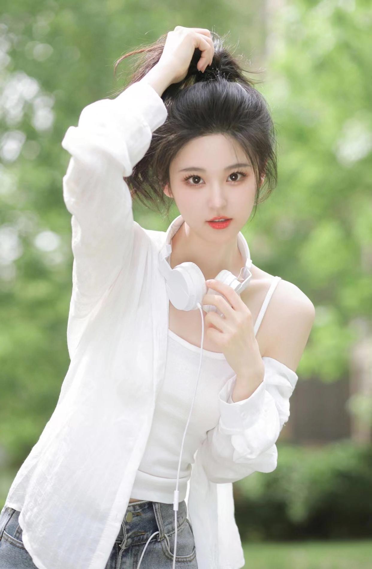 女生夏天拍美照,记住以下拍摄法则,拍照显瘦自然很好看