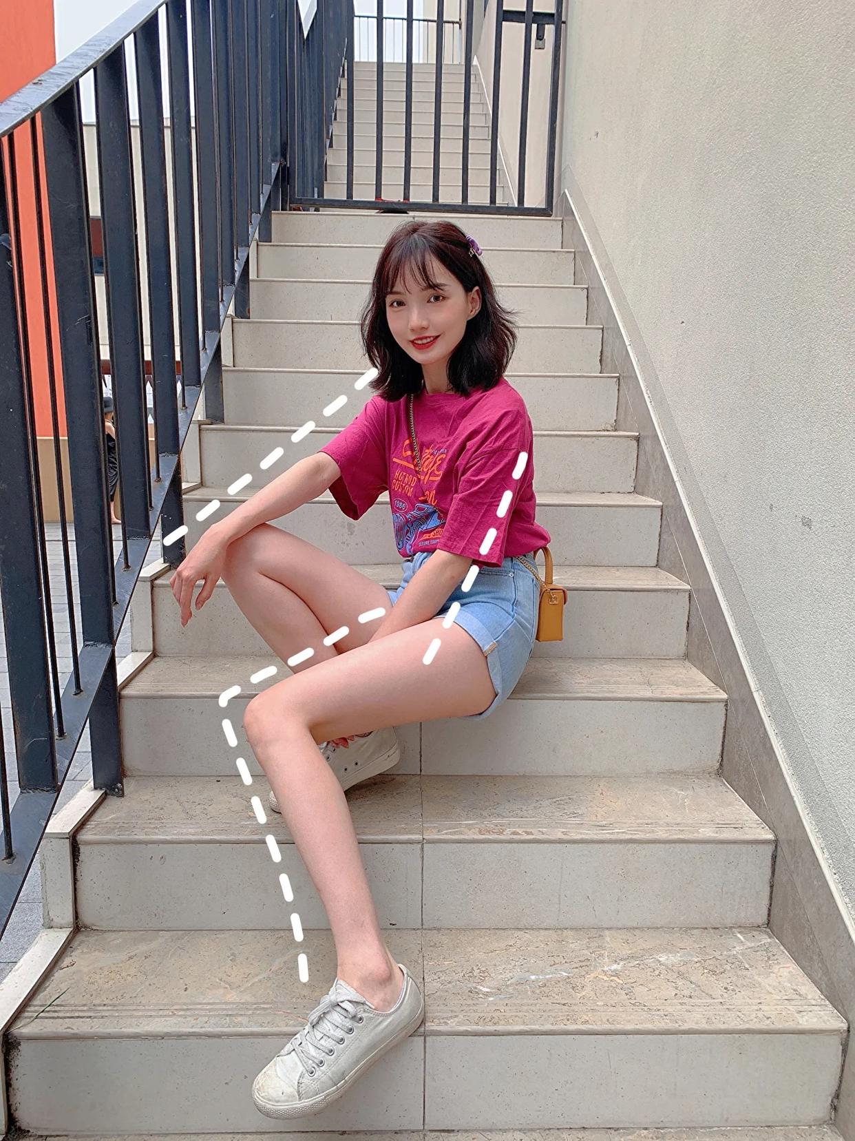 超全楼梯拍照姿势,收好这份拍摄攻略,拍出好身材大长腿