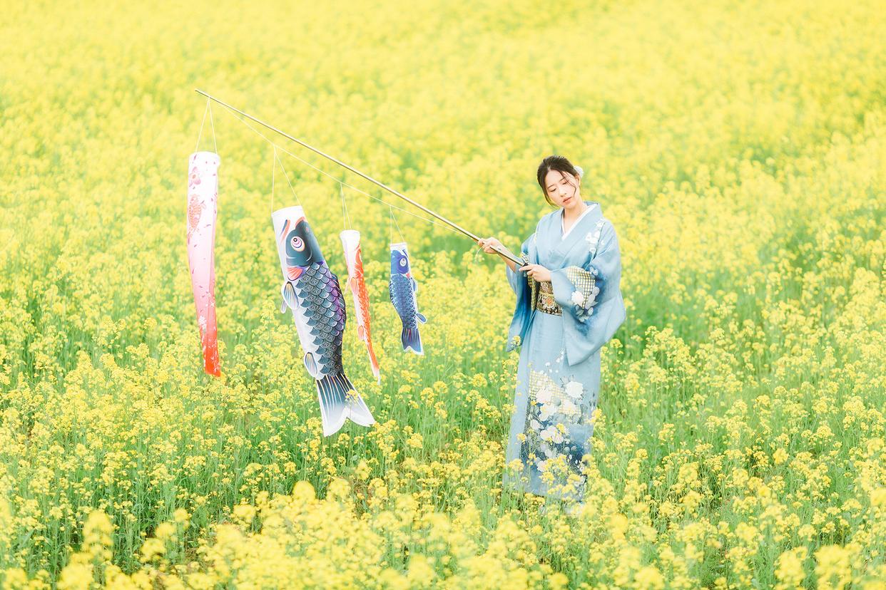 不懂怎么拍油菜花人像,学习10个技巧,人美画面也有氛围感