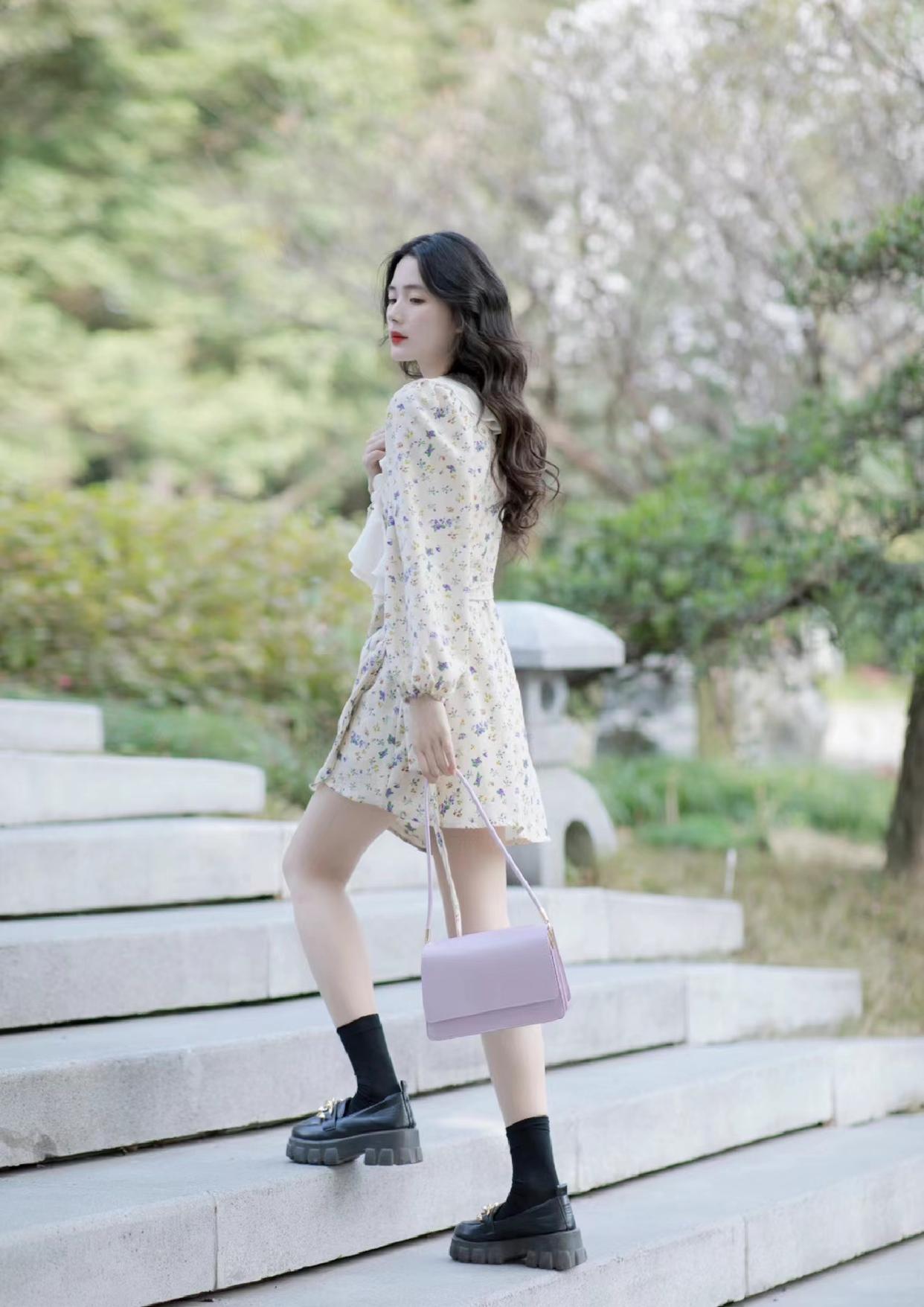 穿裙子拍照,这9个简单实用的拍摄要点,拍照简约高级很好看