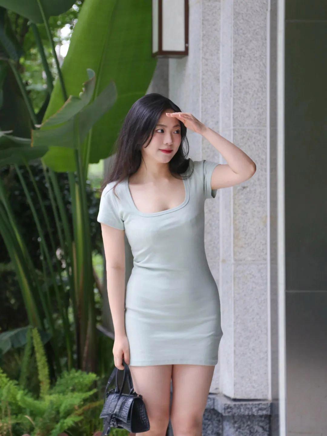 微胖女生拍照,几个小技巧,显瘦显高又好看,漂亮出片身材好