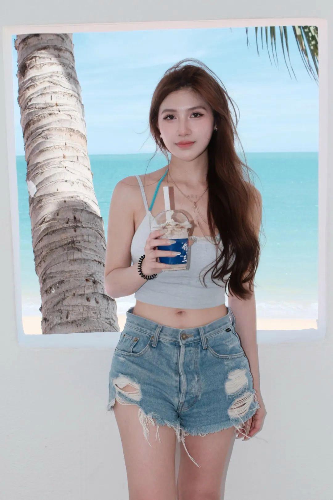 穿短裤拍照,8个拍照动作,又酷又美,清爽好看显身材