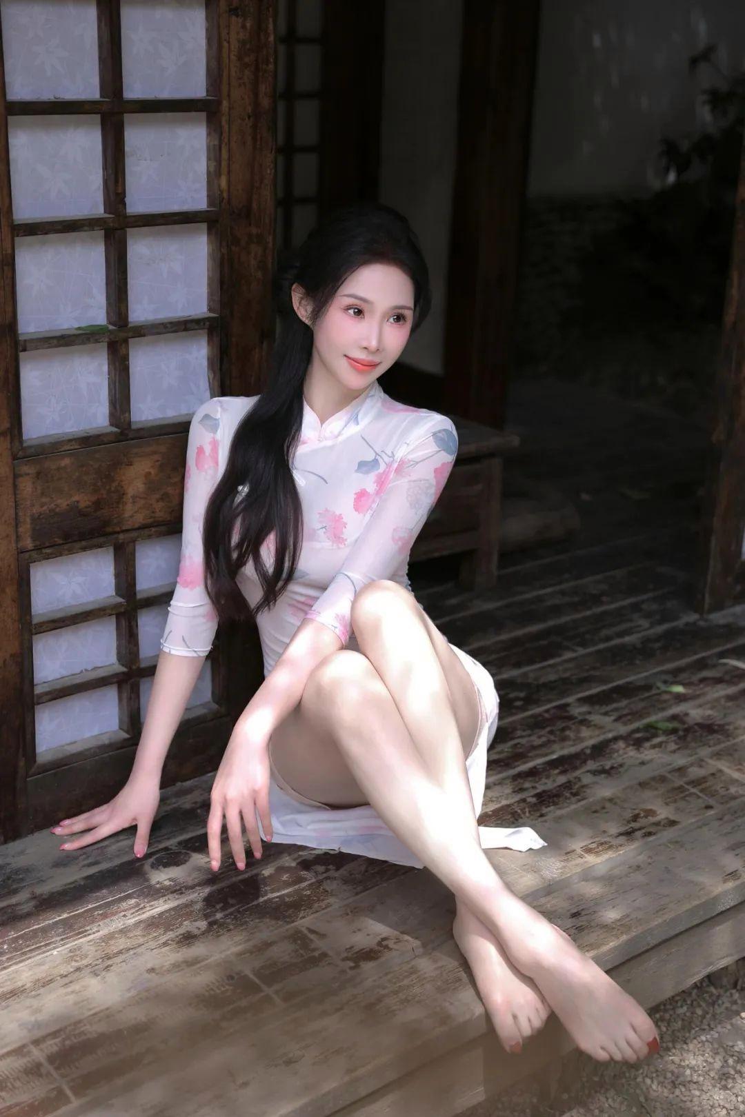 新中式裙子拍照,这样摆拍,气质好看,优雅有韵味