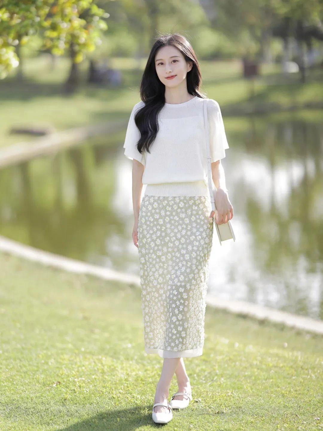 穿裙子拍照,掌握9个拍照技巧,拍照气质优雅,知性大方又漂亮