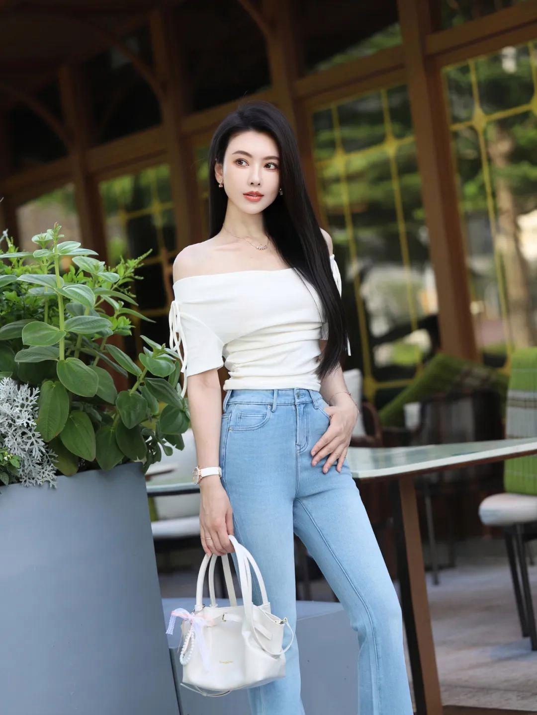 牛仔裤拍照,告别不自然,9个拍照动作,时尚漂亮显身材