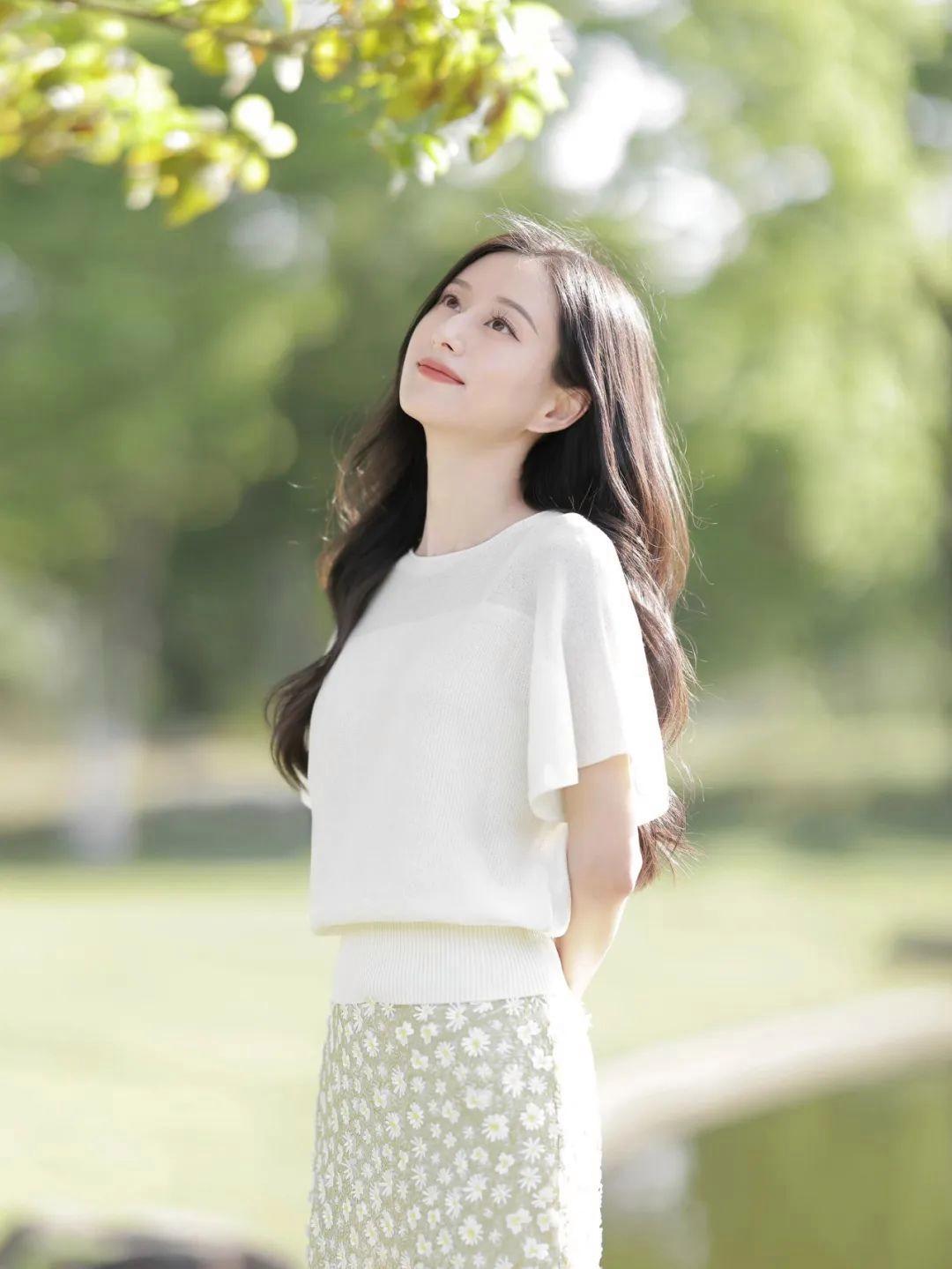 穿裙子拍照,掌握9个拍照技巧,拍照气质优雅,知性大方又漂亮