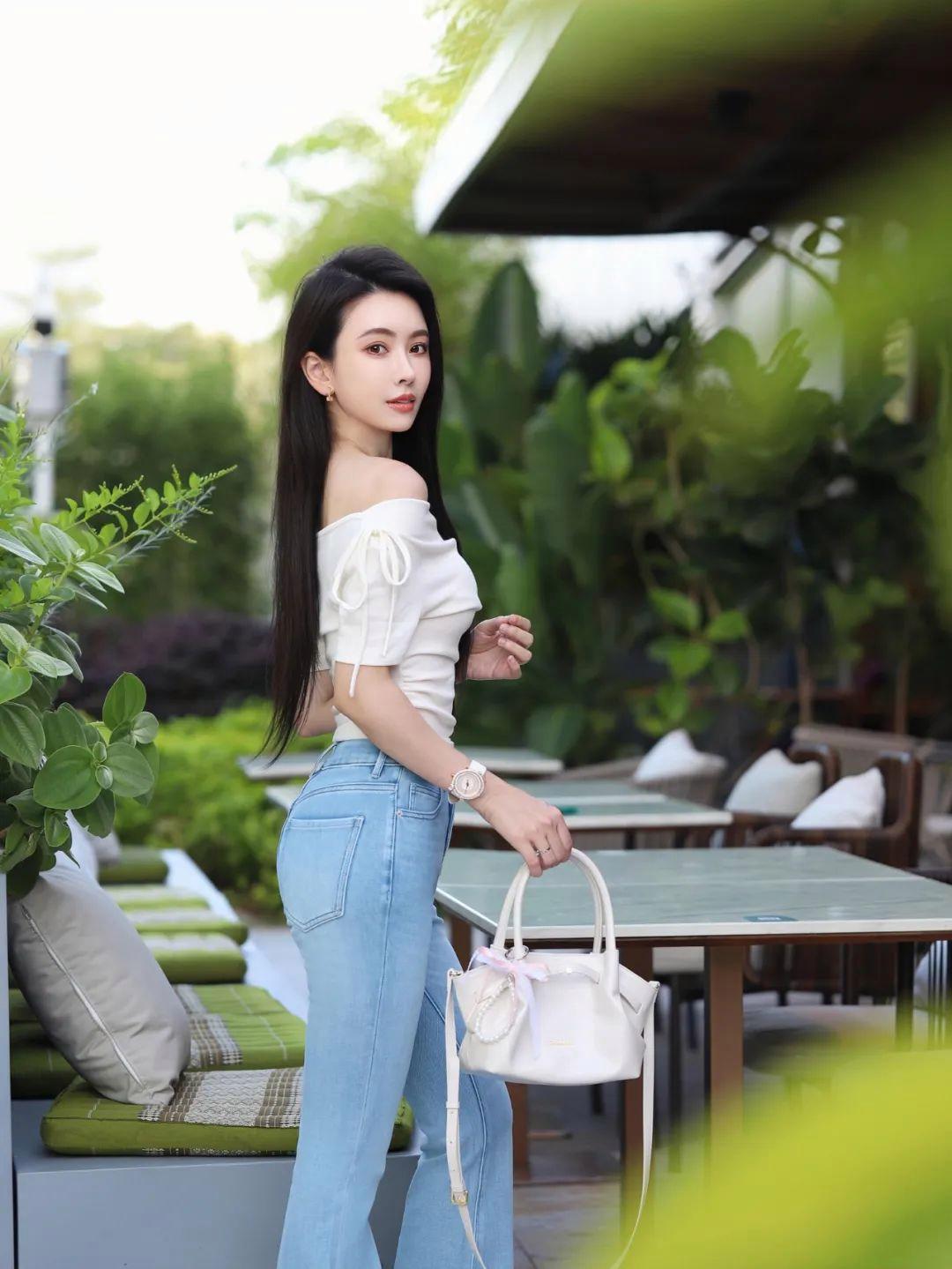 牛仔裤拍照,告别不自然,9个拍照动作,时尚漂亮显身材