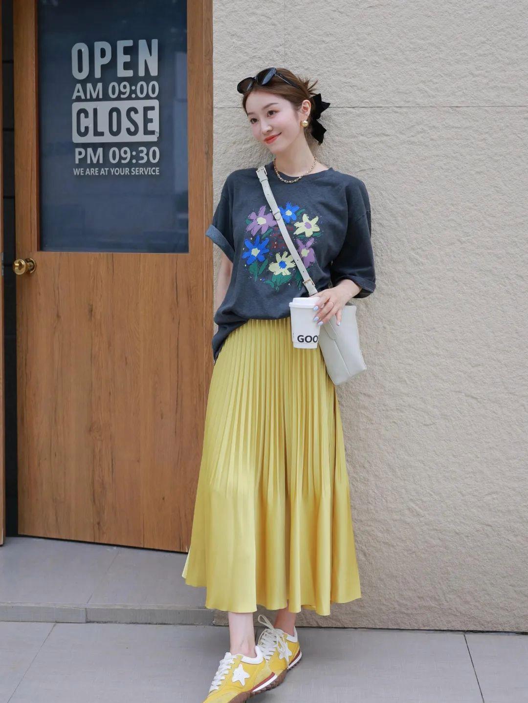 穿裙子拍照,这些动作,拍照自信漂亮,温柔大方、气质出片