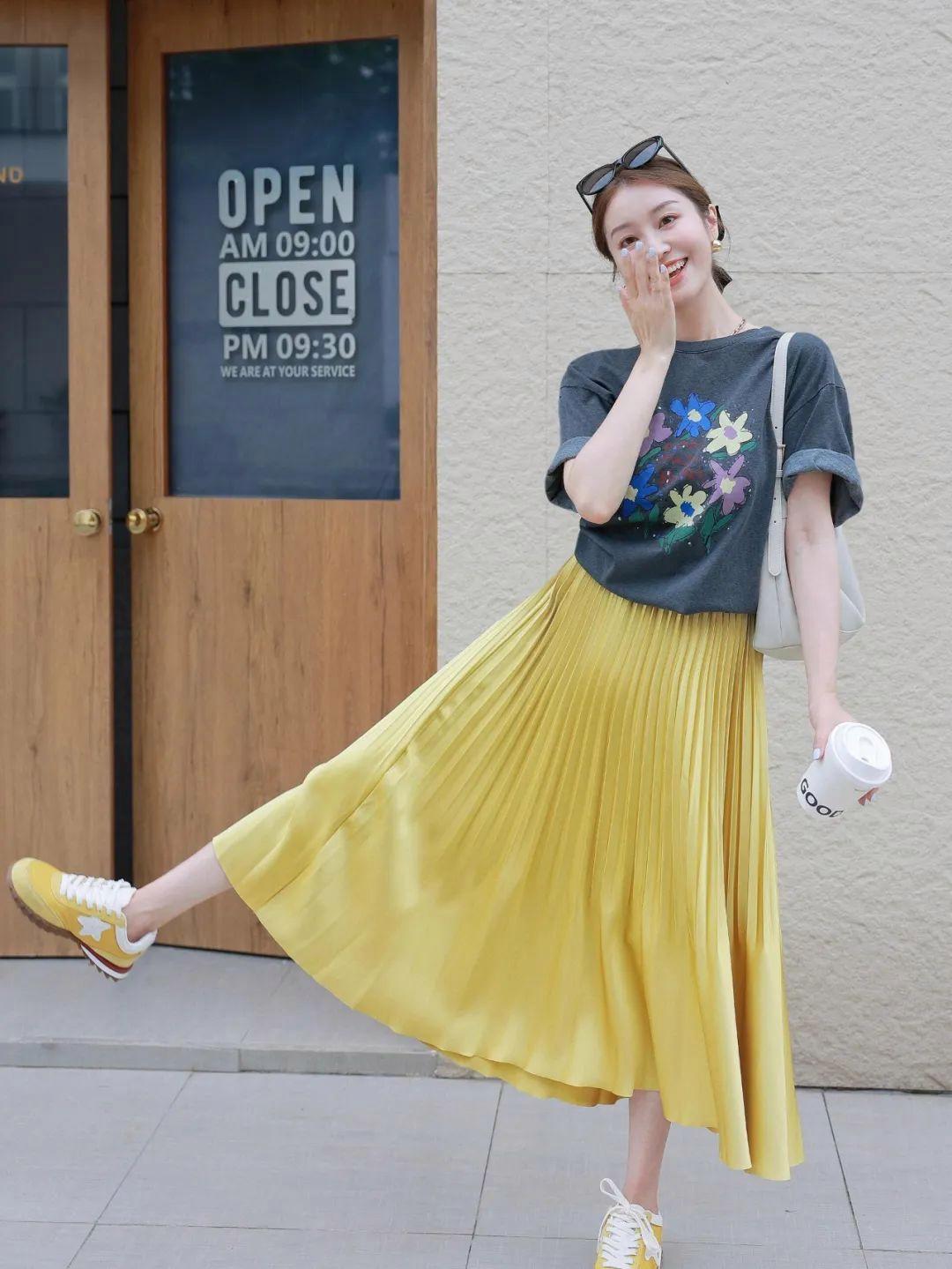 穿裙子拍照,这些动作,拍照自信漂亮,温柔大方、气质出片