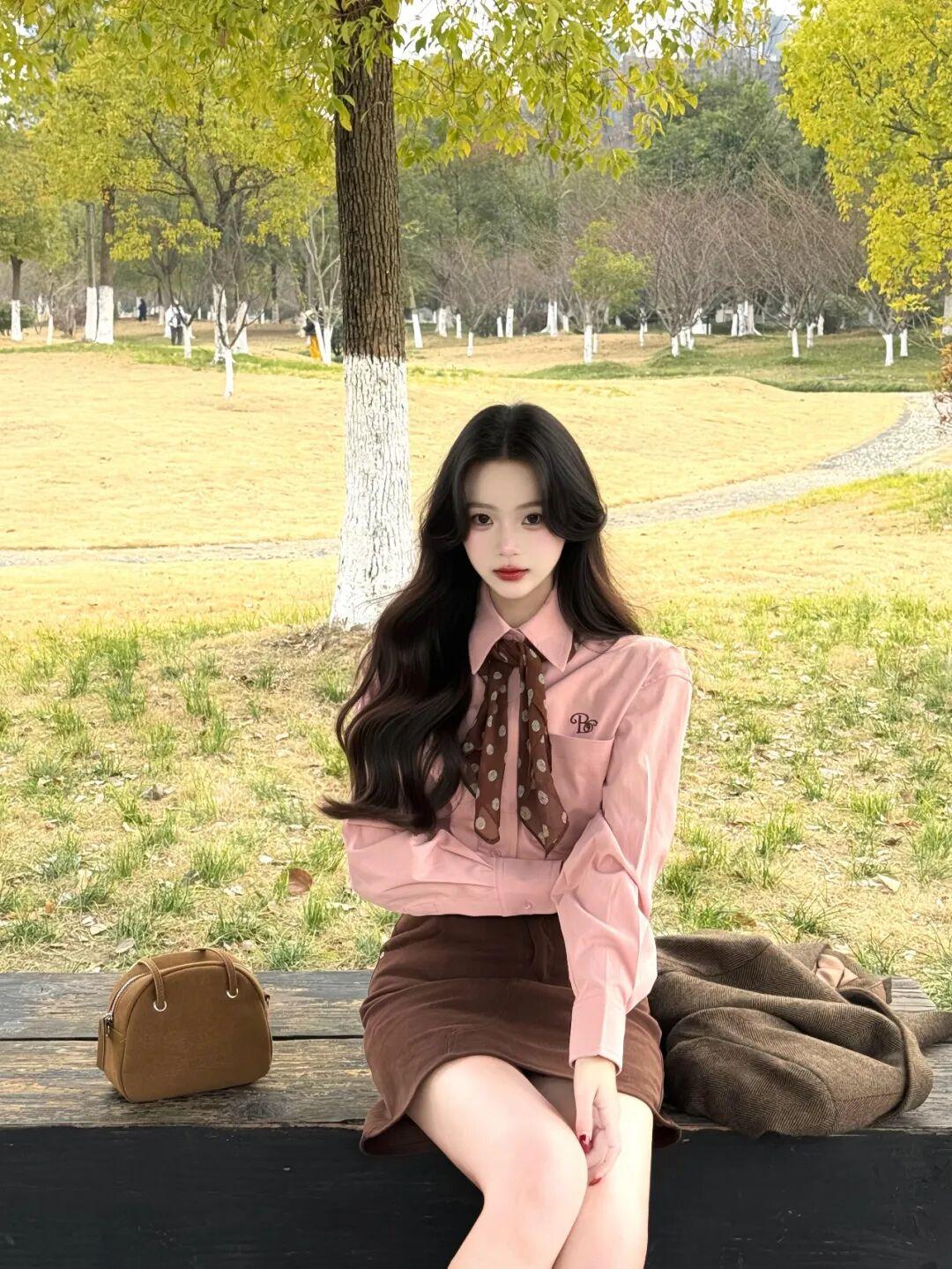 小裙子公园拍照,6个小动作,出片漂亮,自然好看有生命力