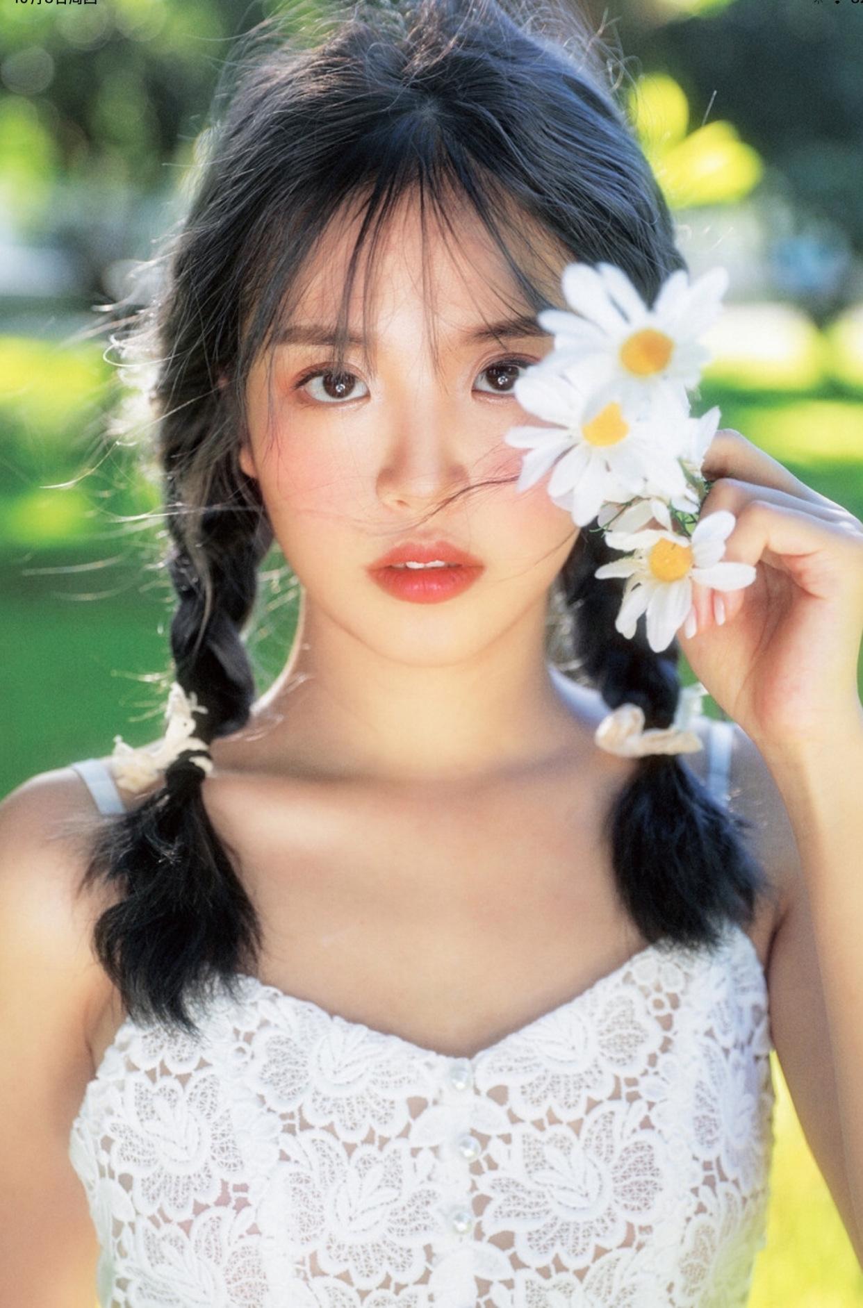 如何拍一张自然好看的照片?从表情再到姿势,这些技巧告诉你