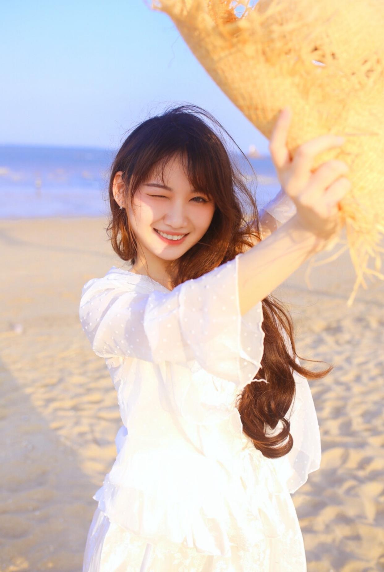 如何拍一张自然好看的照片?从表情再到姿势,这些技巧告诉你