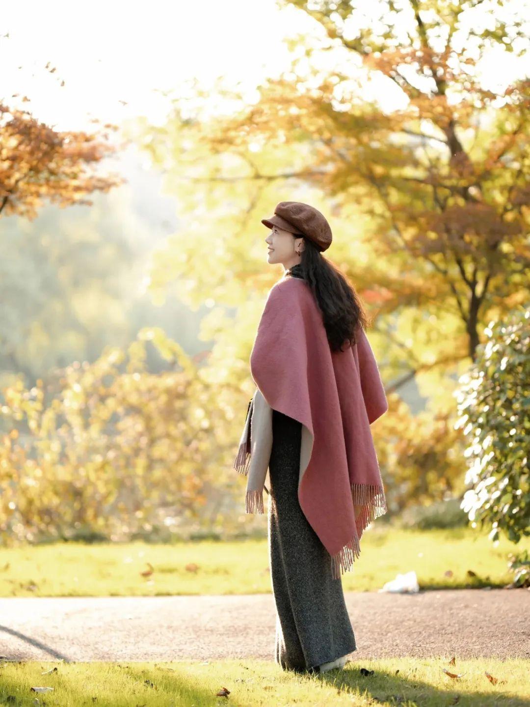 中年女士这样拍,气质优雅,温柔好看又有氛围感