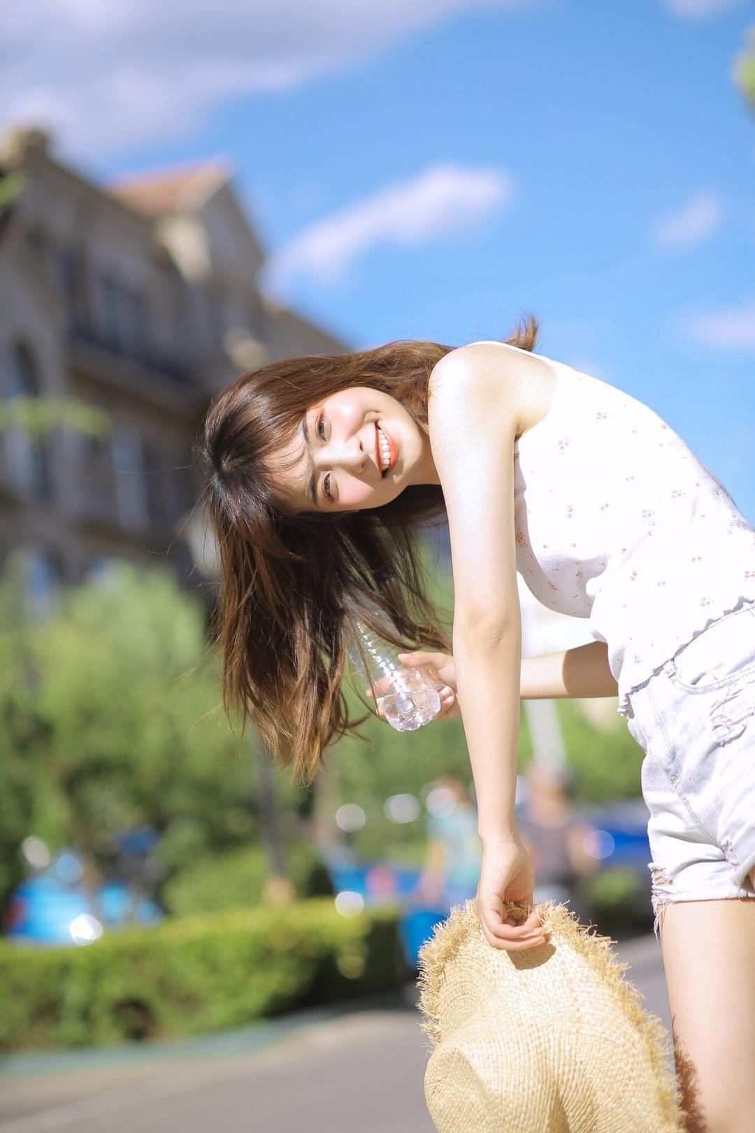 夏季人像摄影全攻略,4个简单易学的技巧,拍照清新又好看