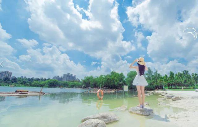 拍照手不知如何放,以下10种摆法,爱拍美照的小姐姐可以参考