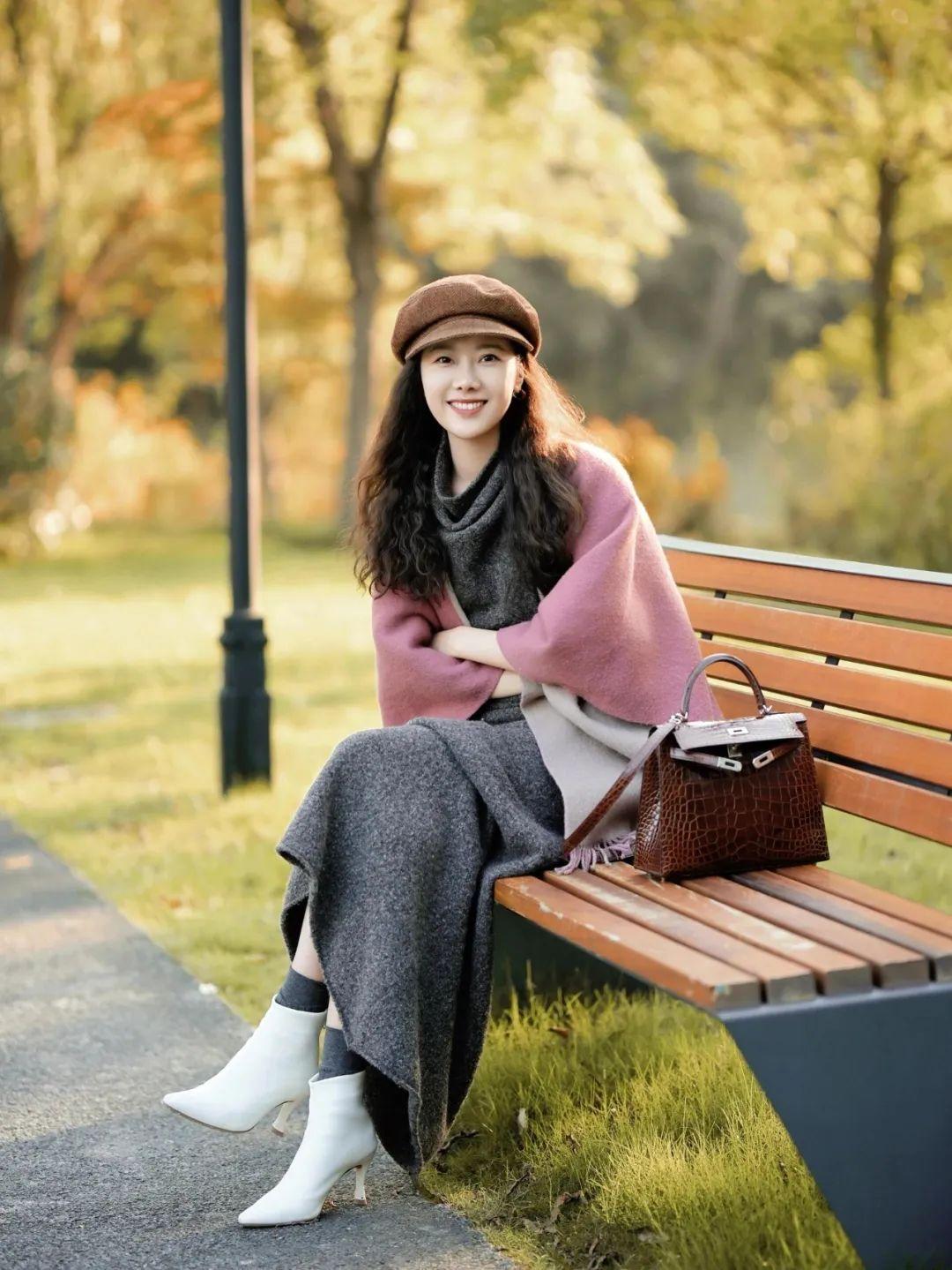 中年女士这样拍,气质优雅,温柔好看又有氛围感