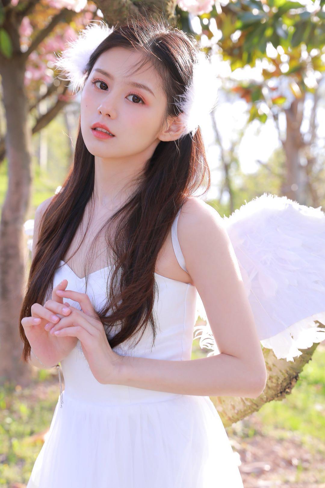 不比穿搭比技巧的人像摄影,8个技巧,简单穿搭也能拍美照