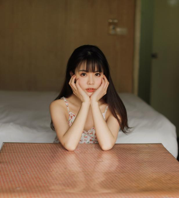 半身照的14个拍照技巧,照着攻略做起来,自然又好看